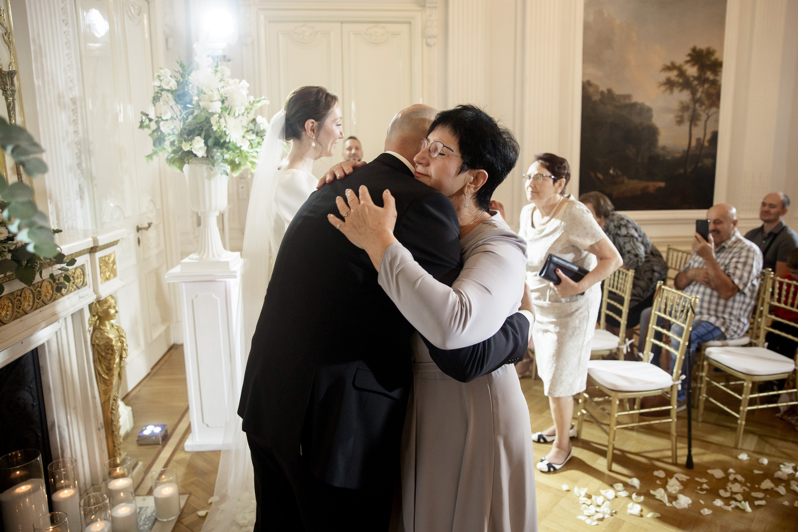 Свадебная фотосессия во Дворце Нарышкиных-Трубецких. Свадебный фотограф в Санкт-Петербурге Никита Кузякин