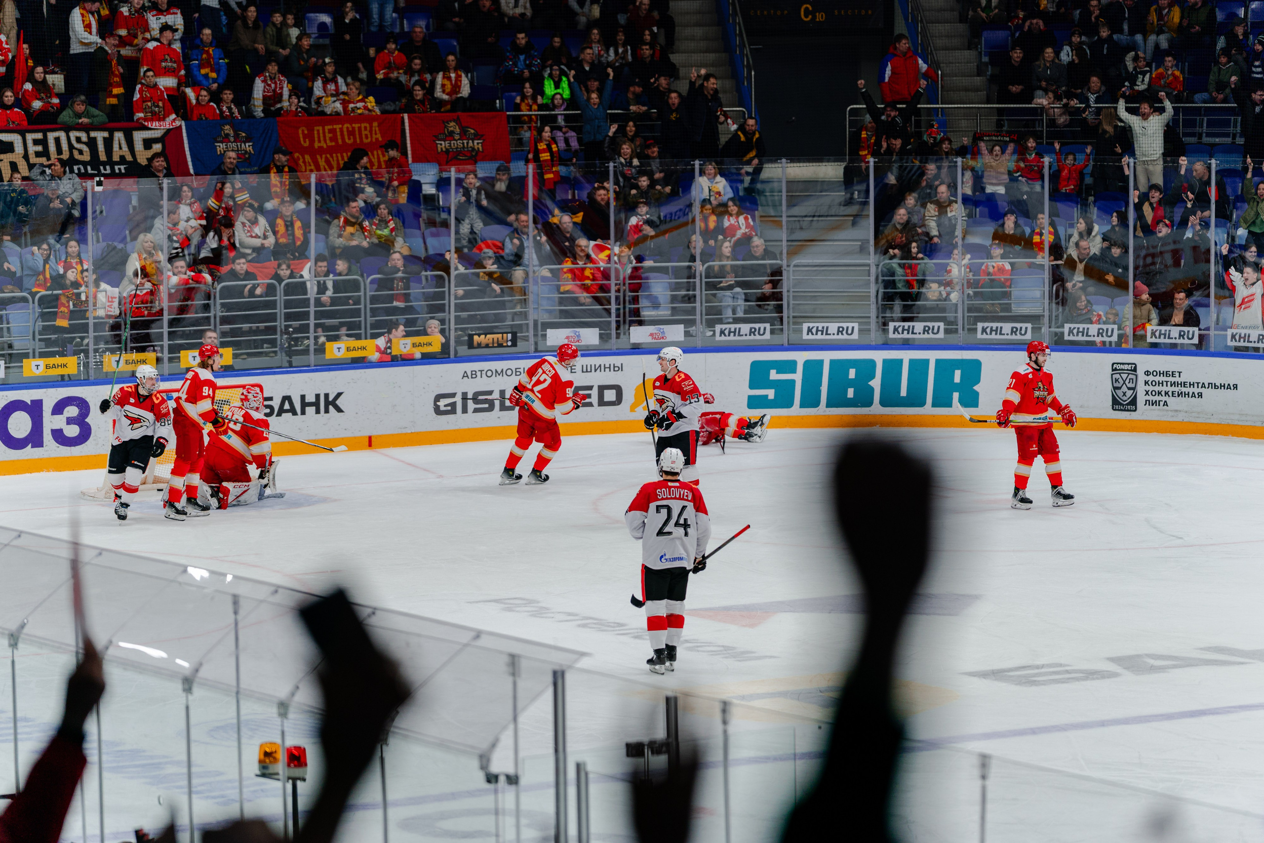 КХЛ КУНЬЛУНЬ РС — АВАНГАРД 22 МАРТА 2025. Репортажный фотограф в Москве Измалков Артем