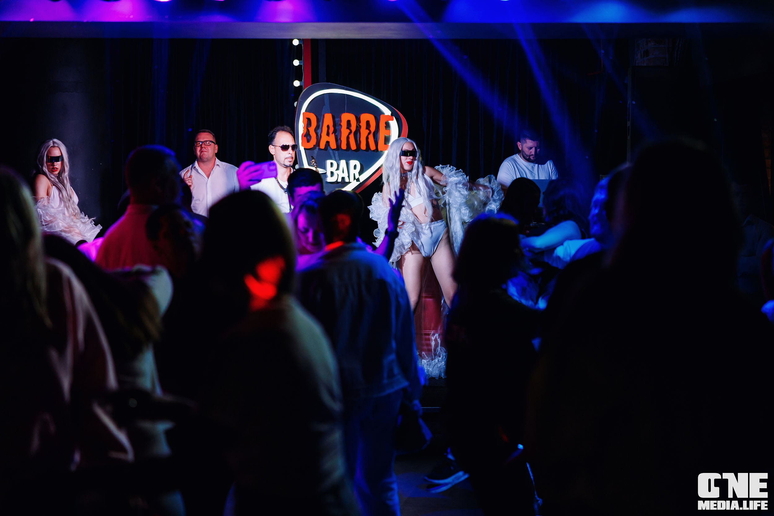 Фоторепортаж из бара Баррэ. One Media Life: фоторепортажи, фотоотчеты с мероприятий и заведений