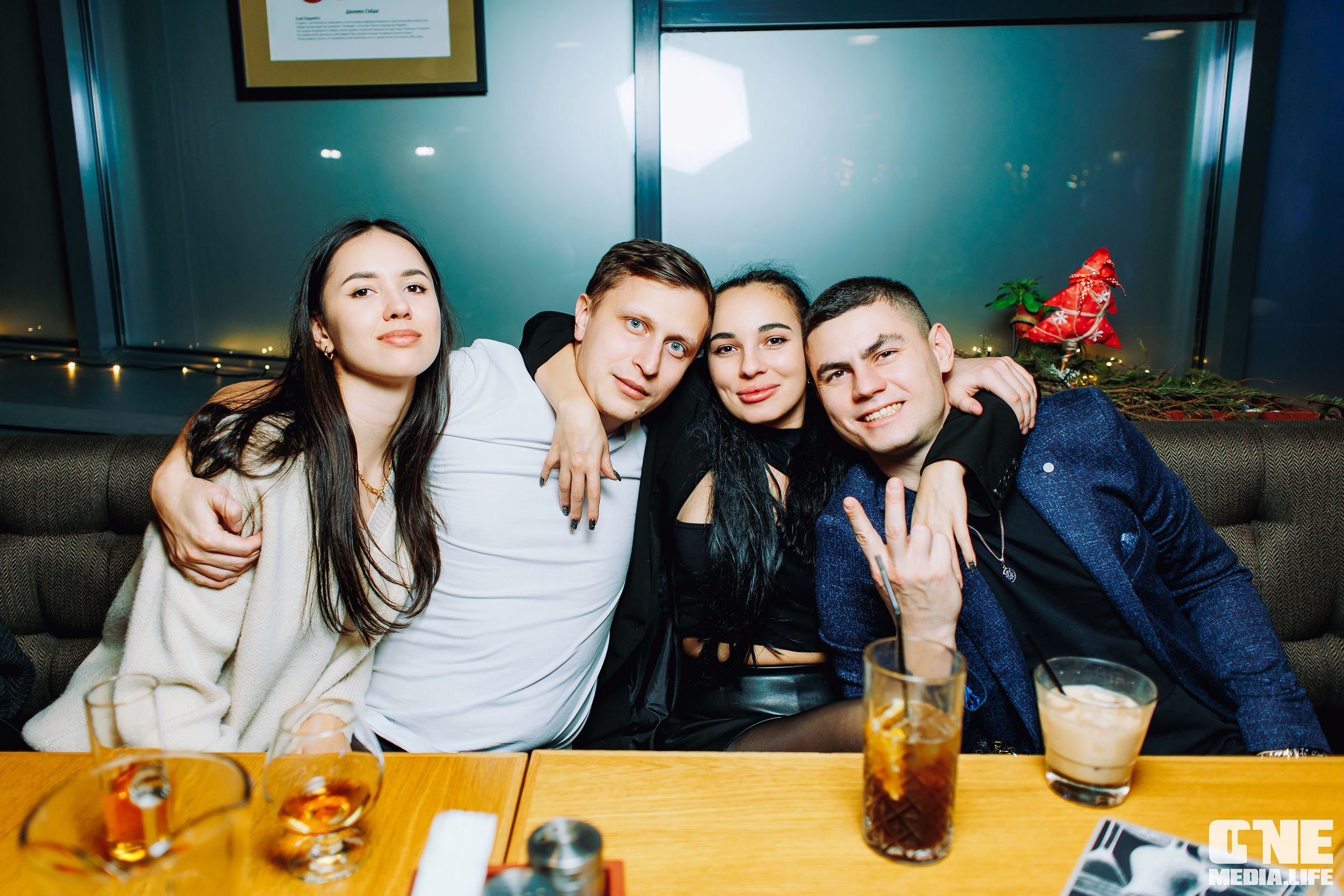 Фоторепортаж из бара Барре. One Media Life: фоторепортажи, фотоотчеты с мероприятий и заведений