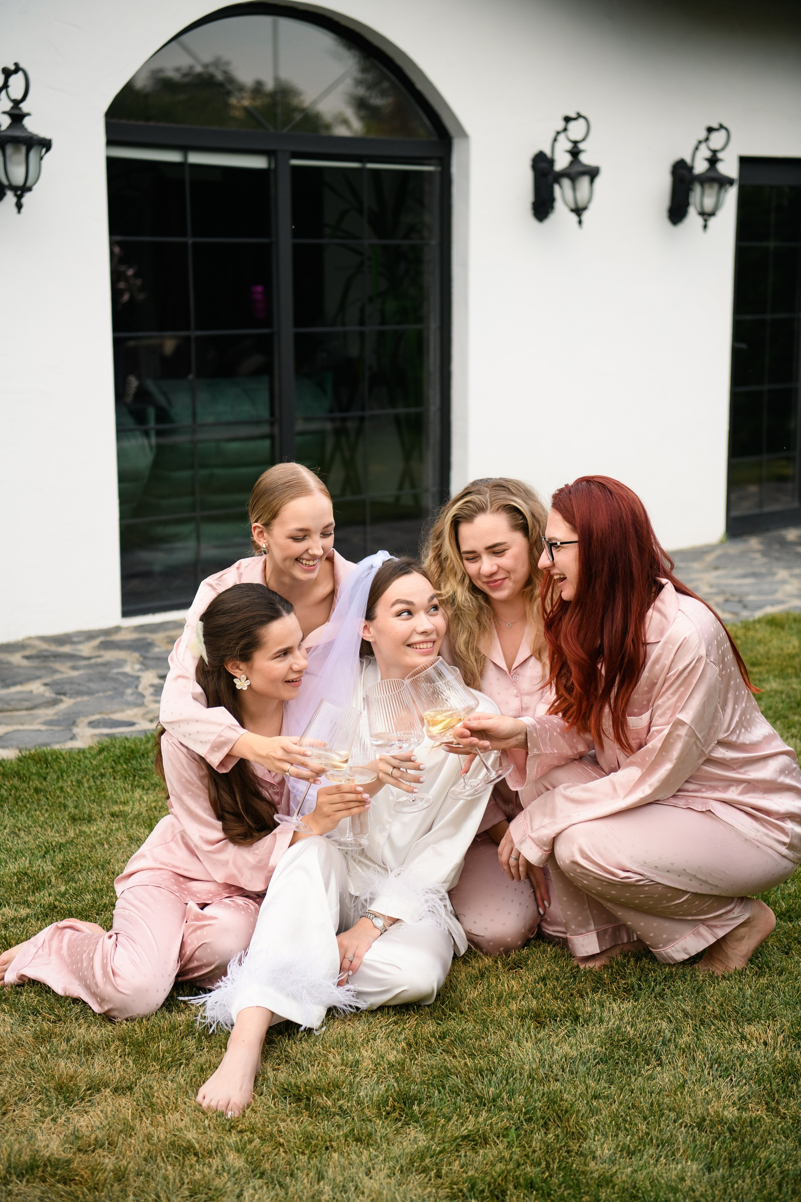 Фотосъемка свадьбы, семейных торжеств, девичника. Фотохудожник Нина Жихарева