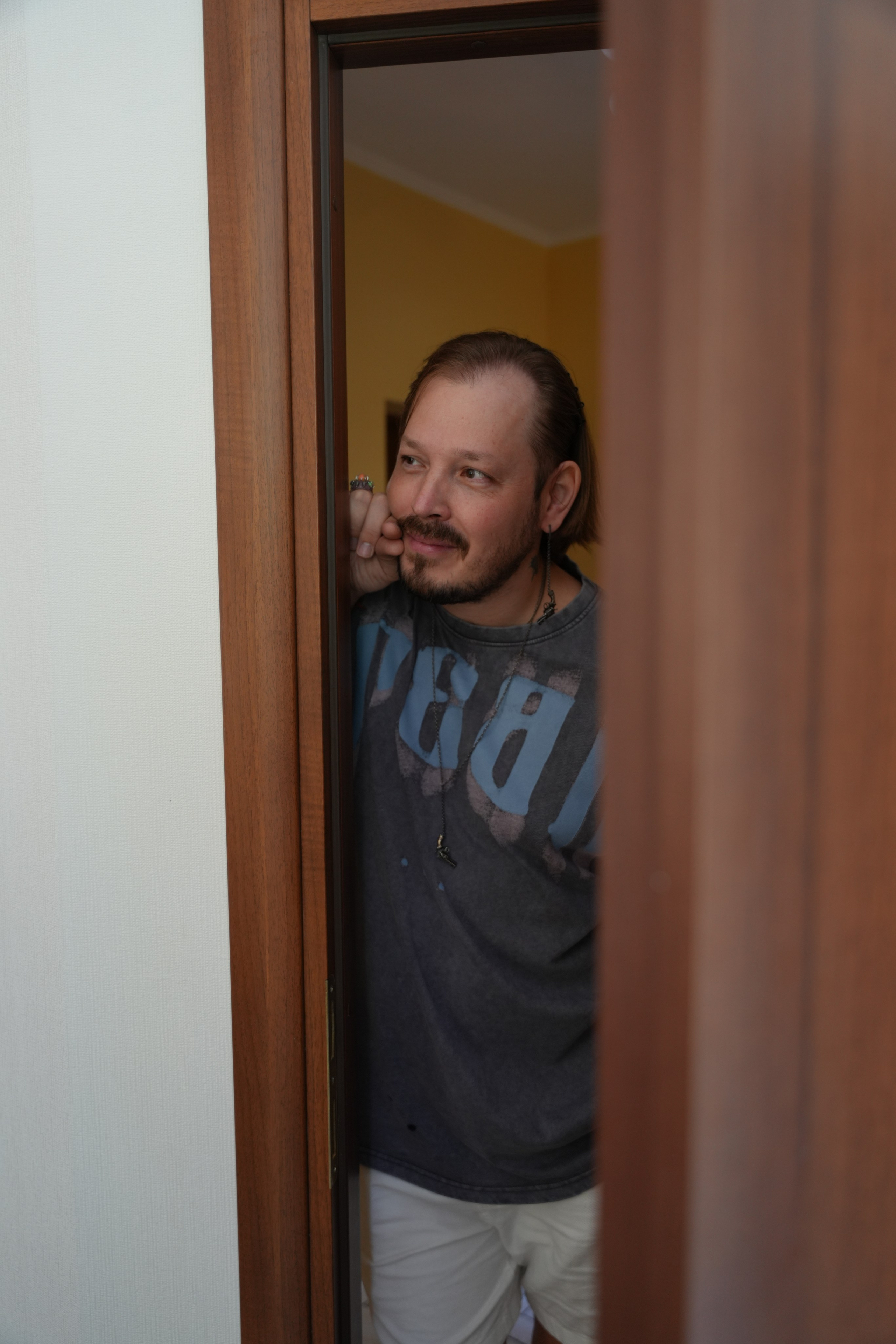 #backstage со съёмок команды в загородном доме. Портретный фотограф в Санкт-Петербурге Дмитриева Наталия