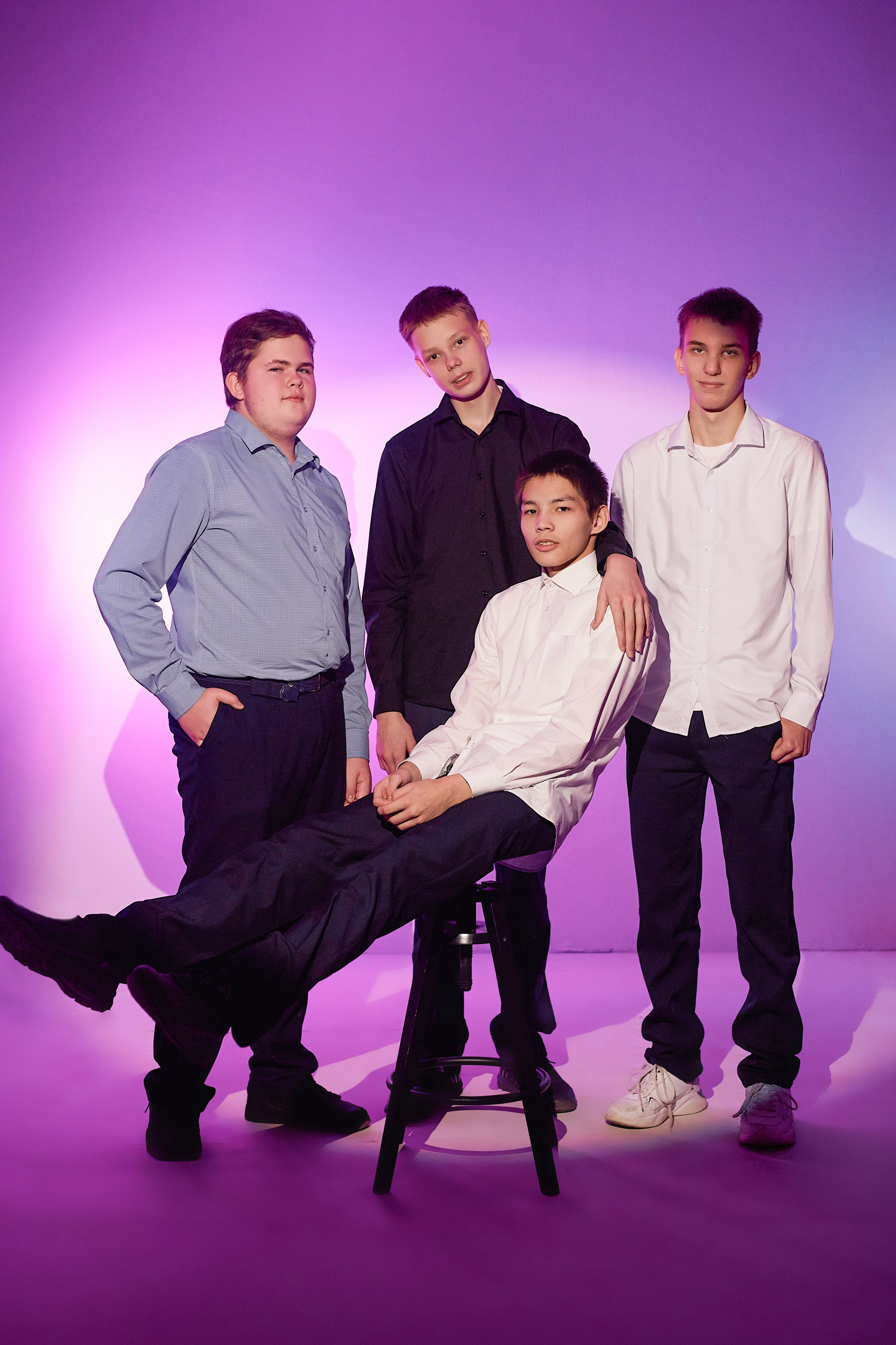 Альбом на окончание школы 9 и 11 класс «Симфония». Выпускные альбомы в Тюмени для школ, садов, вузов спортивных секций