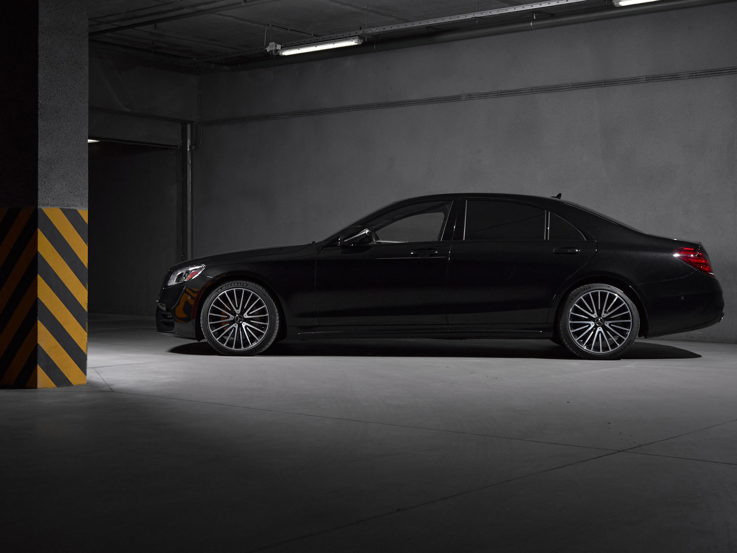 Автомобильный фотограф в Санкт-Петербурге Антон Гумен | Фотосессии авто для автосалонов