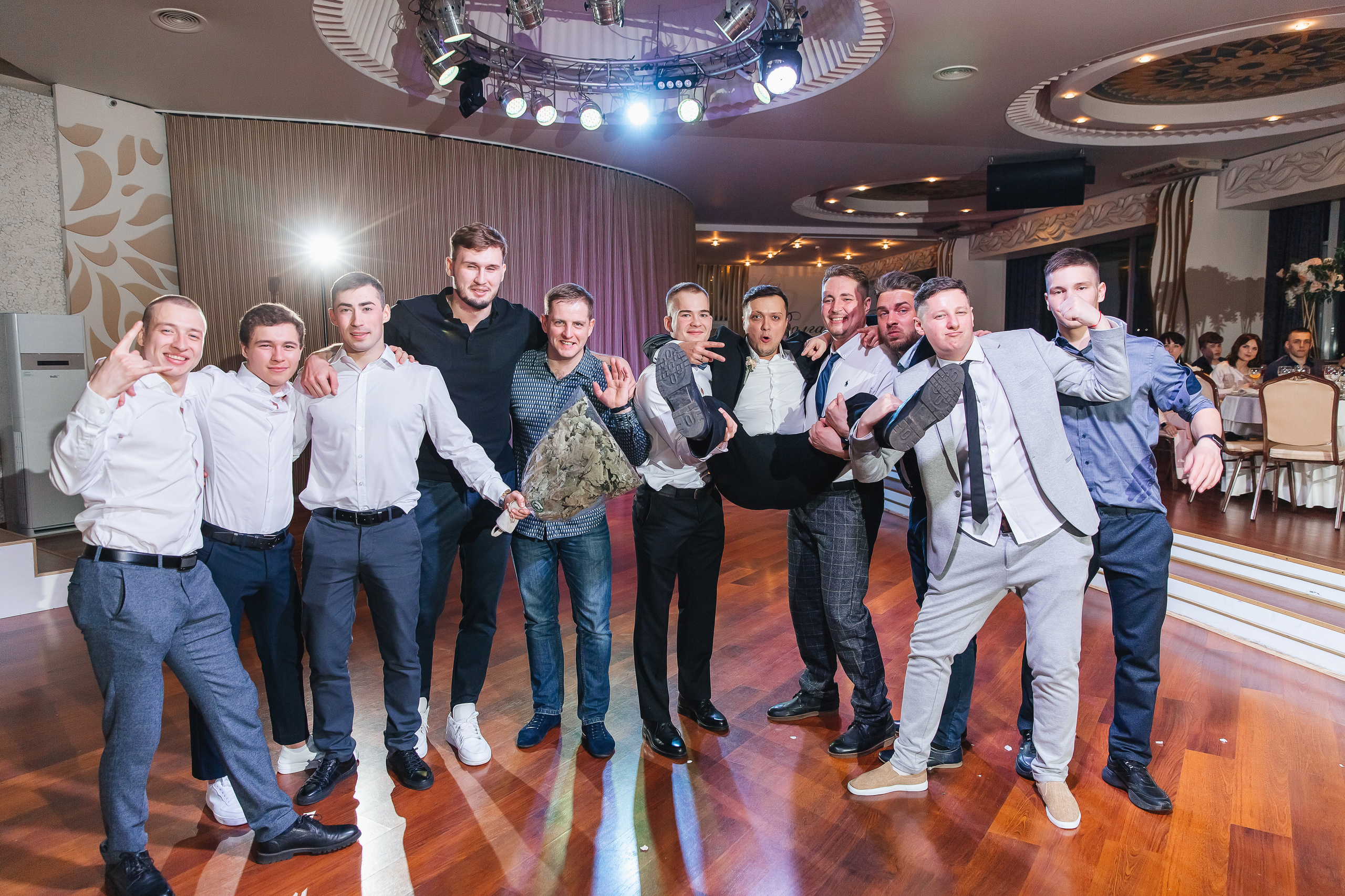 Виталий и Анастасия. Свадебный фотограф Ярославль Ирина Волоцкая