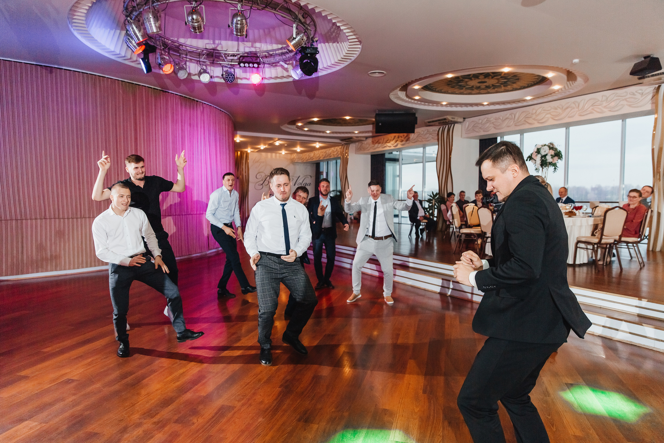 Виталий и Анастасия. Свадебный фотограф Ярославль Ирина Волоцкая