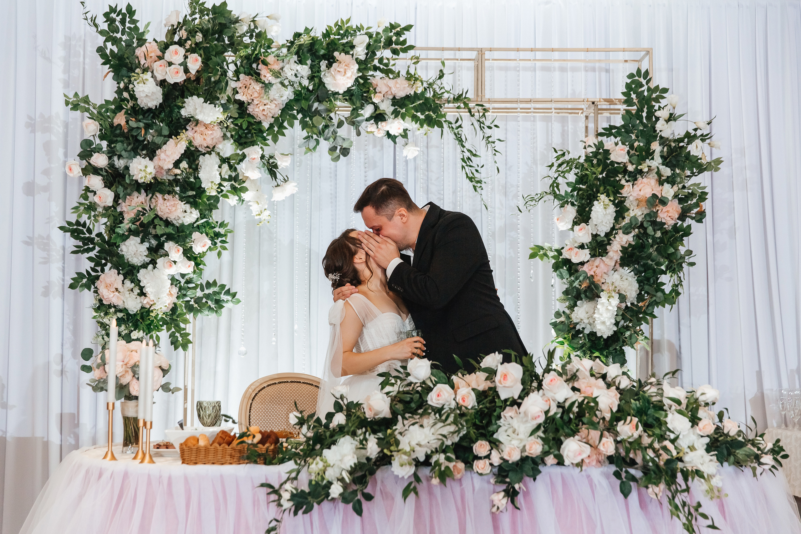 Виталий и Анастасия. Свадебный фотограф Ярославль Ирина Волоцкая