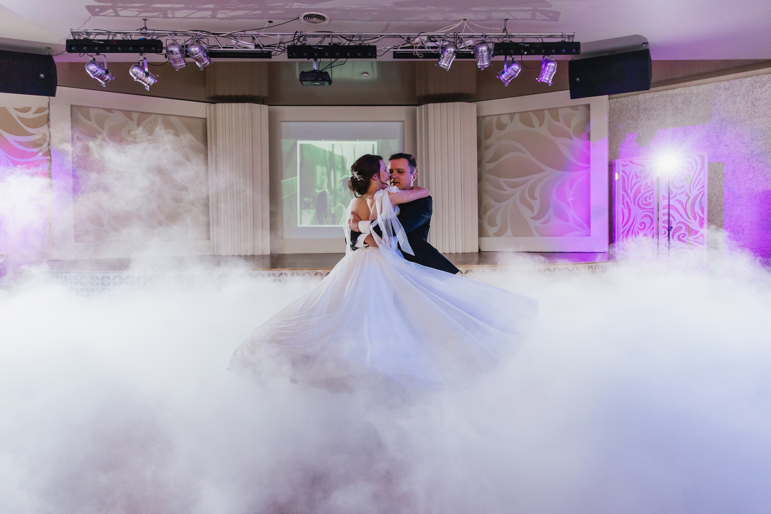 Виталий и Анастасия. Свадебный фотограф Ярославль Ирина Волоцкая