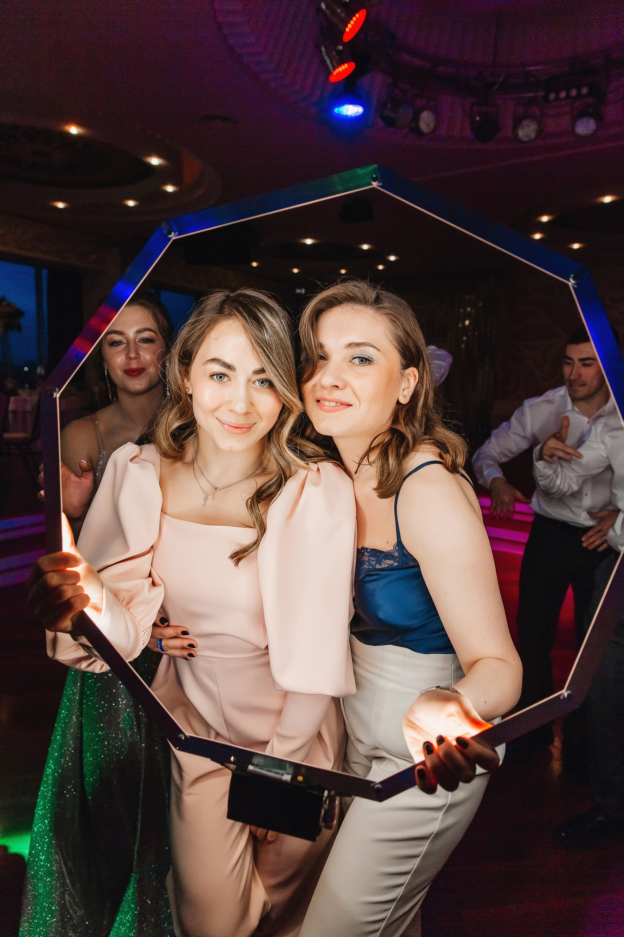 Виталий и Анастасия. Свадебный фотограф Ярославль Ирина Волоцкая