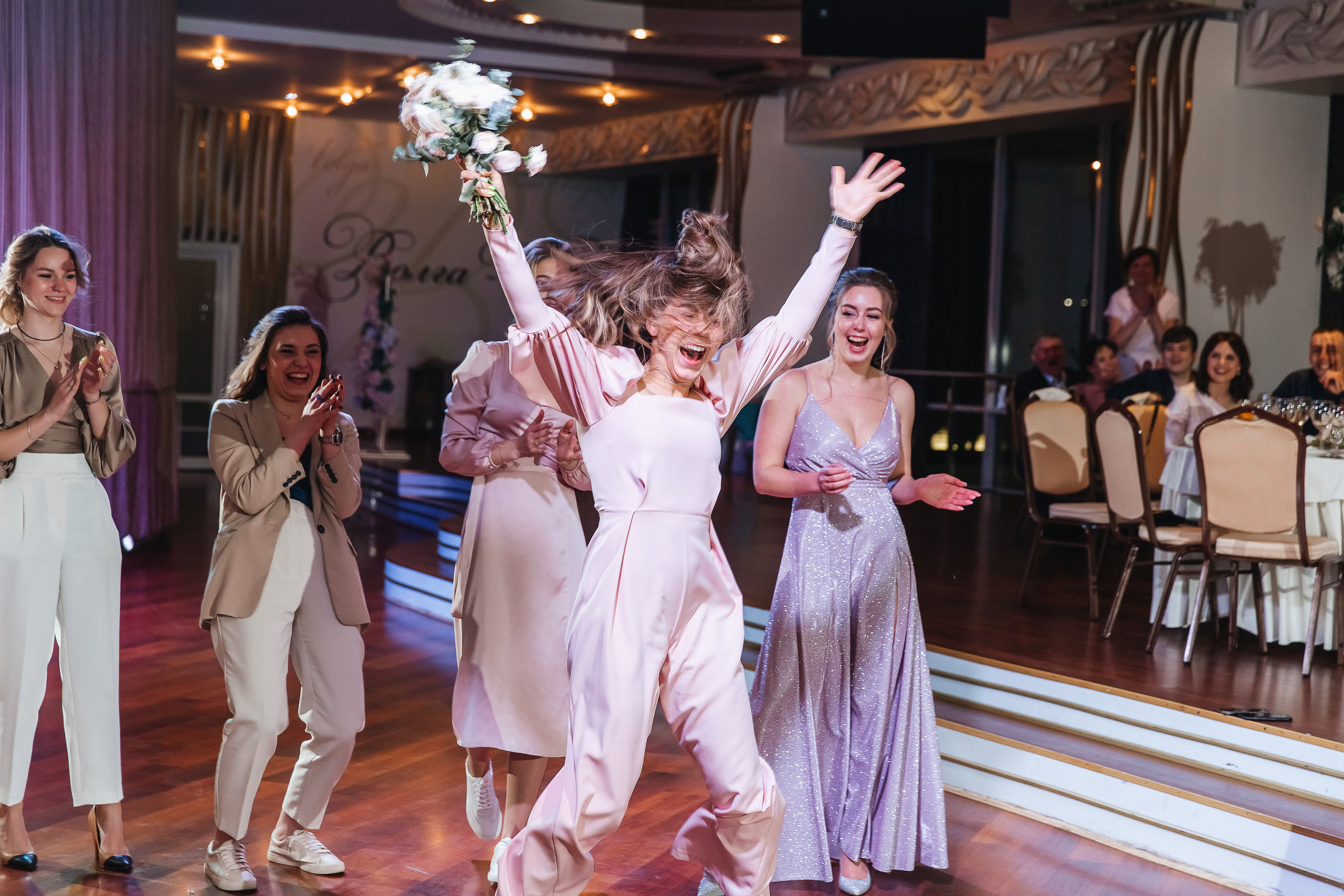 Виталий и Анастасия. Свадебный фотограф Ярославль Ирина Волоцкая