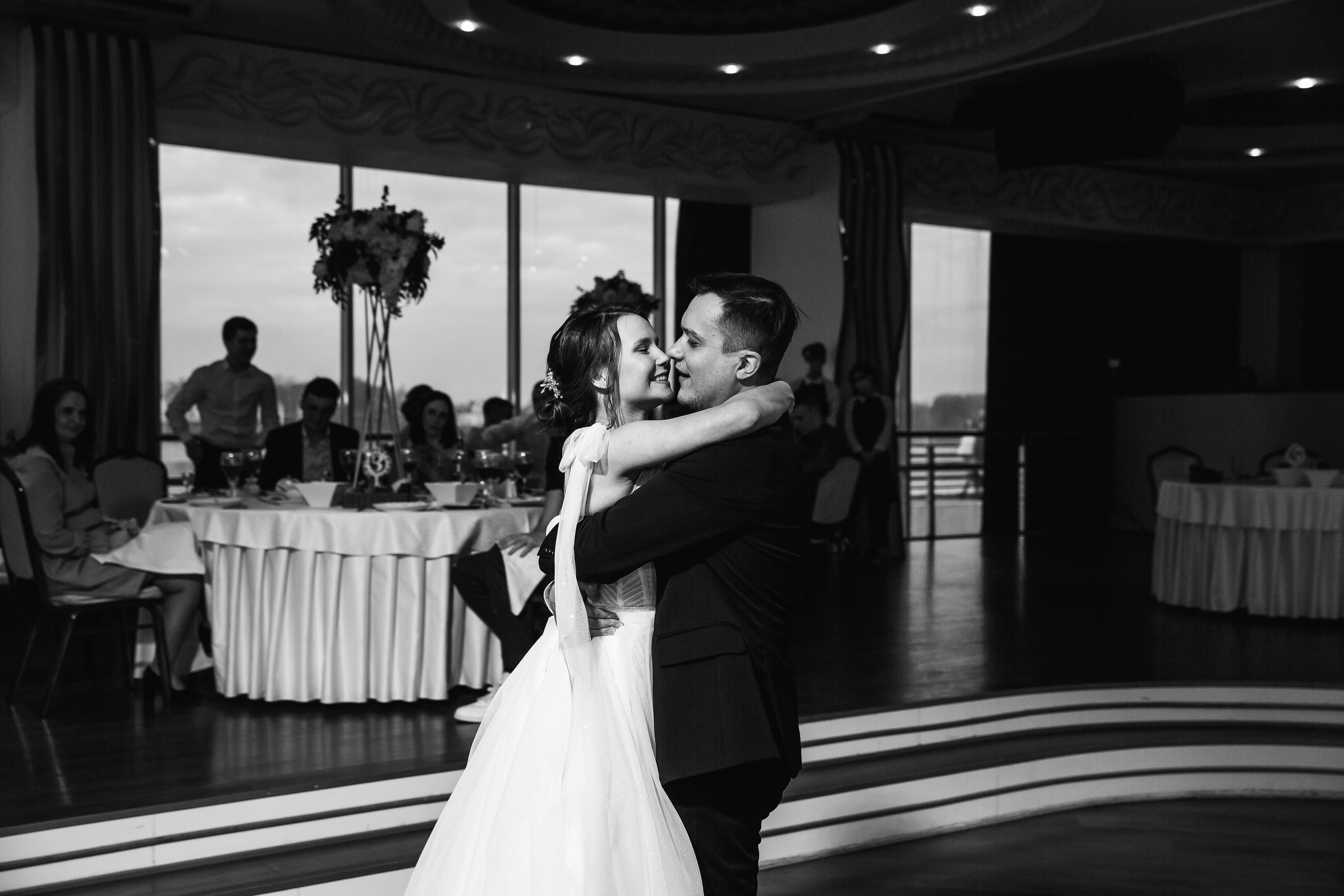 Виталий и Анастасия. Свадебный фотограф Ярославль Ирина Волоцкая