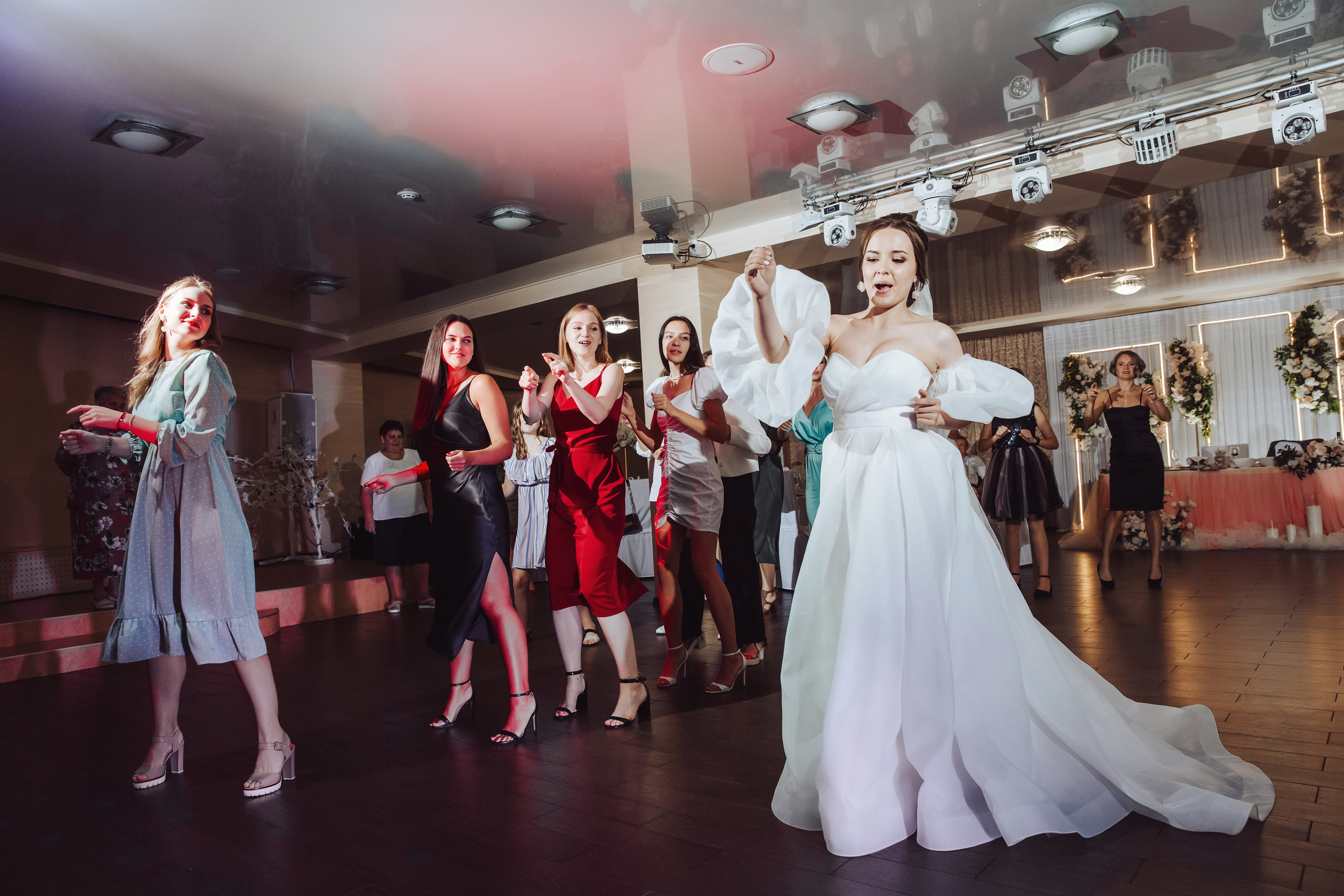 Игорь и Кристина. Свадебный фотограф Ярославль Ирина Волоцкая