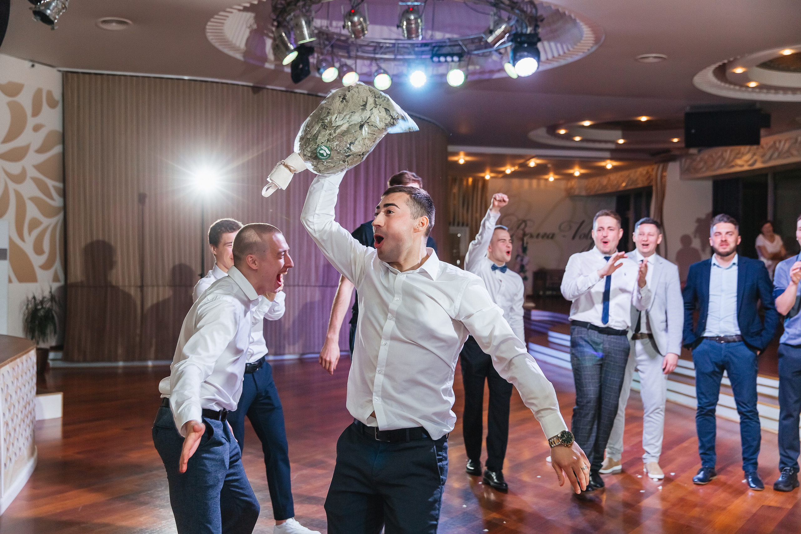 Виталий и Анастасия. Свадебный фотограф Ярославль Ирина Волоцкая