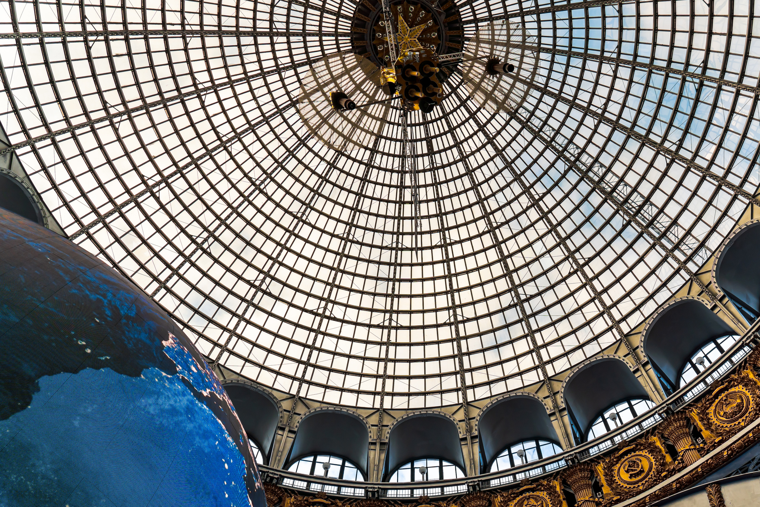 Купол павильона "Космос" на ВДНХ