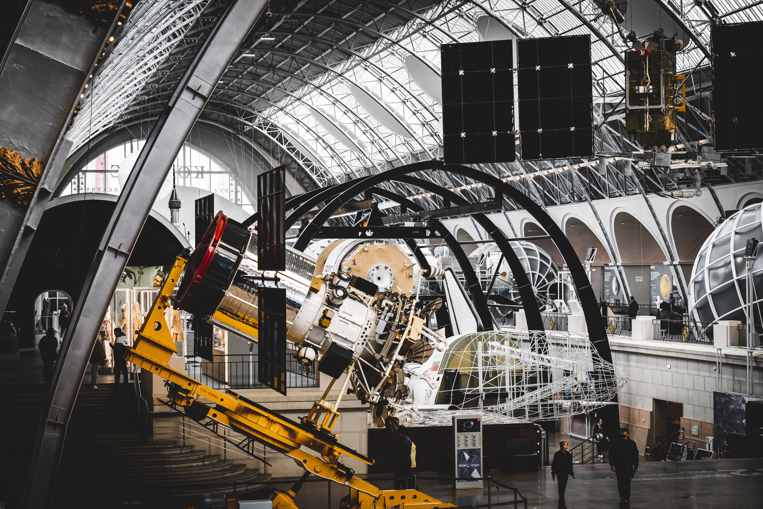 Павильон "Космос" на ВДНХ