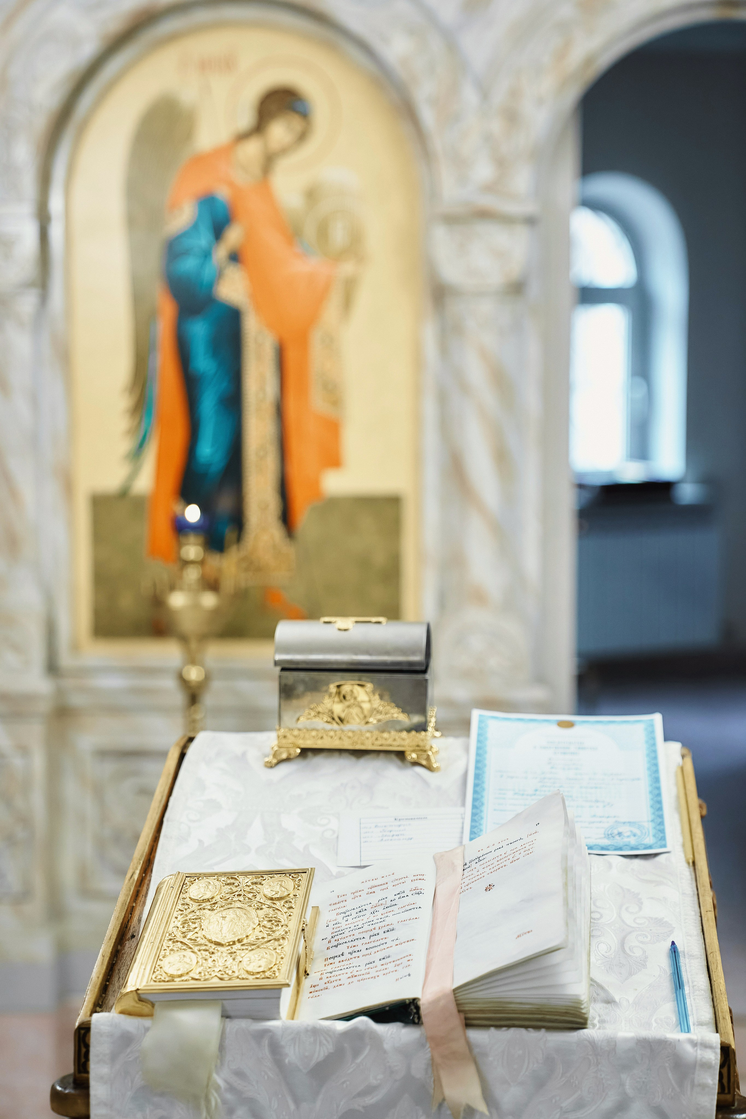 Крещение ребёнка в Церкви Илии Пророка и Воздвижения Честного Креста Господня в Черкизове