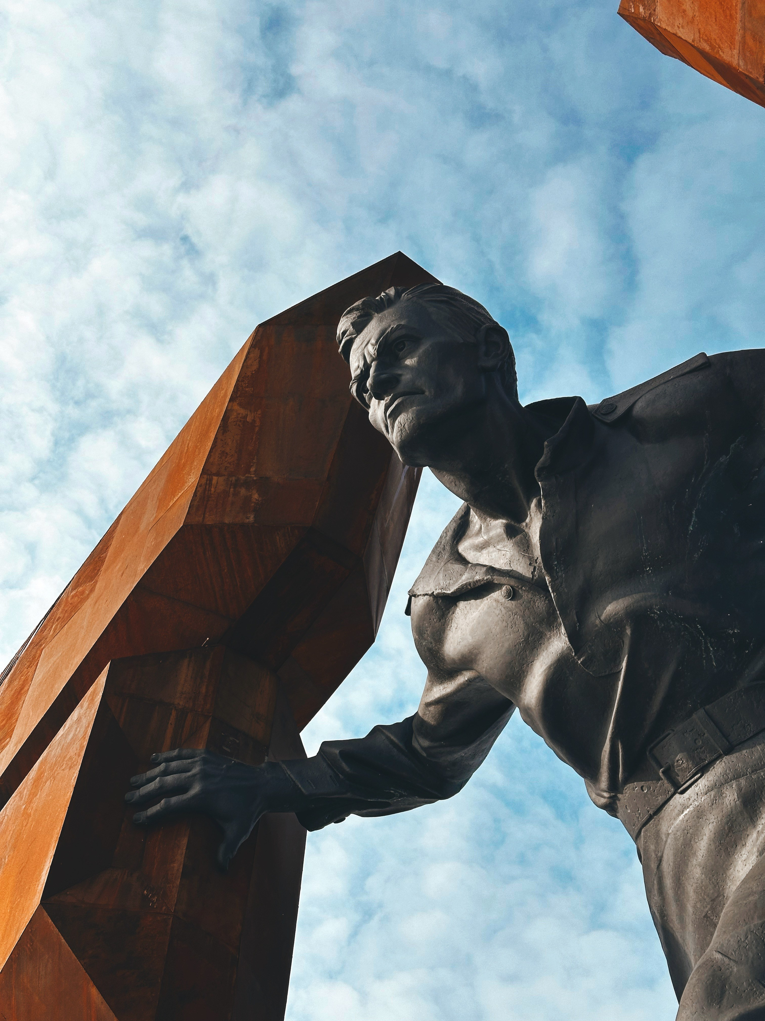 БЛАГОТВОРИТЕЛЬНЫЙ ПРОЕКТ «ВЕРНИСЬ!»