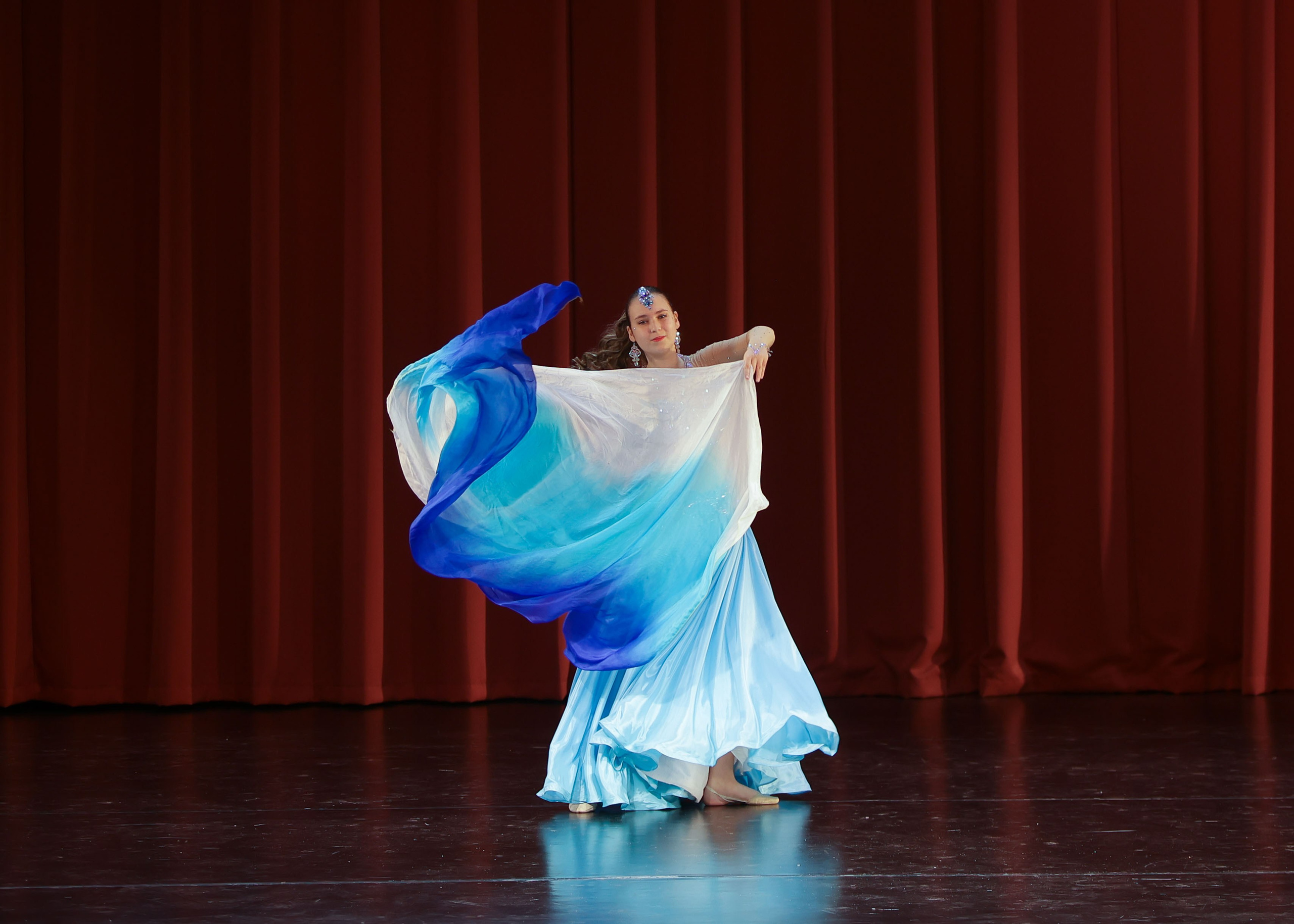 Фестиваль хореографического искусства «КУБОК ЛЕГЕНДЫ — 2025». Выпускные альбомы и школьный фотограф в Подольске, Троицке, Щербинке, Москве и Московской области