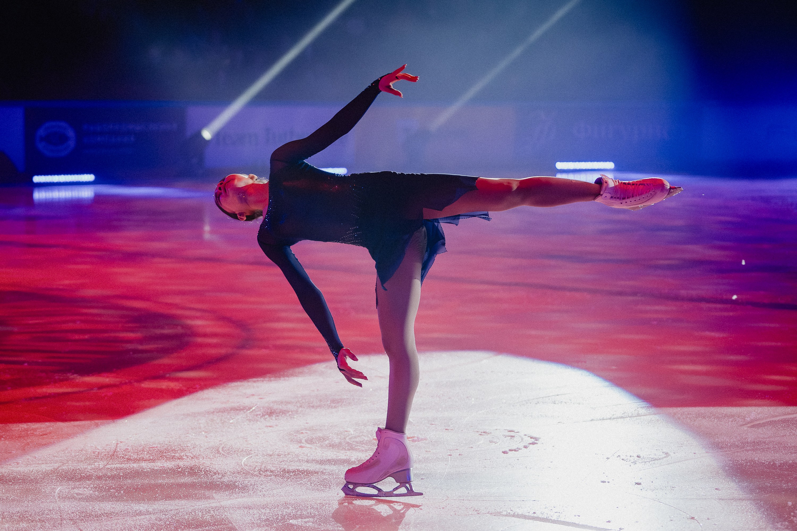 Шоу Этери Тутберидзе в Новосибирске. Воробьева Ксения — Спортивный и танцевальный фотограф Новосибирск