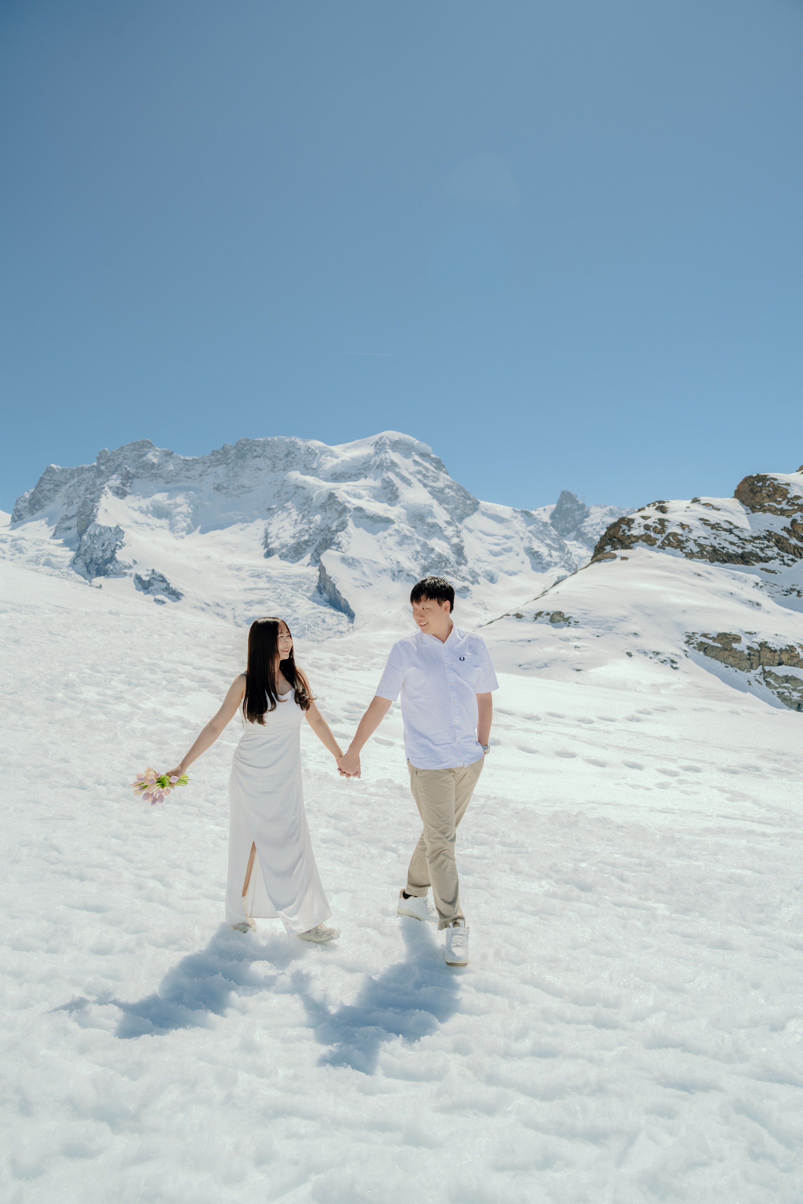 Wedding Photography elopement in Switzerland Europe. Professional Wedding Photographer Geneva & Romande Switzerland | Tanya Creator