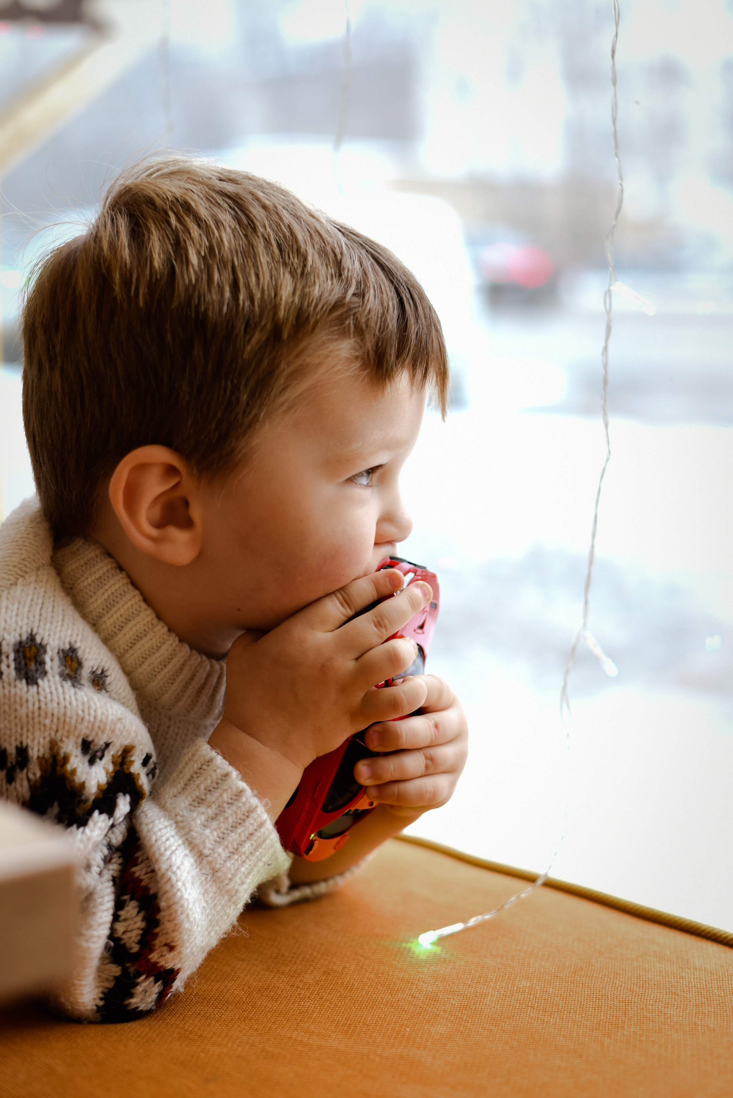 Съемка семьи в кафе. Новогоднее настроение. Женский и семейный фотограф Людмила Богачкина