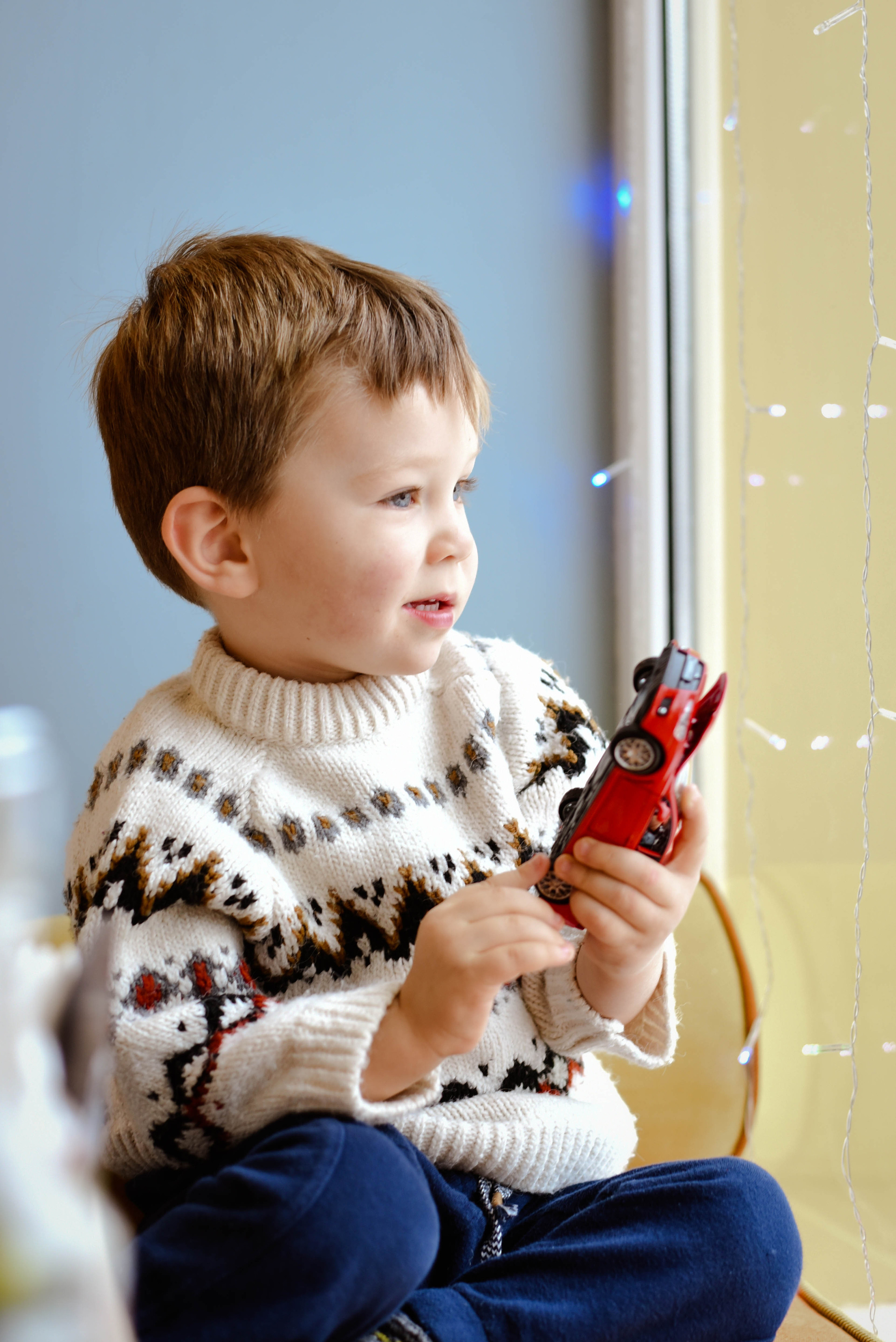 Съемка семьи в кафе. Новогоднее настроение. Женский и семейный фотограф Людмила Богачкина