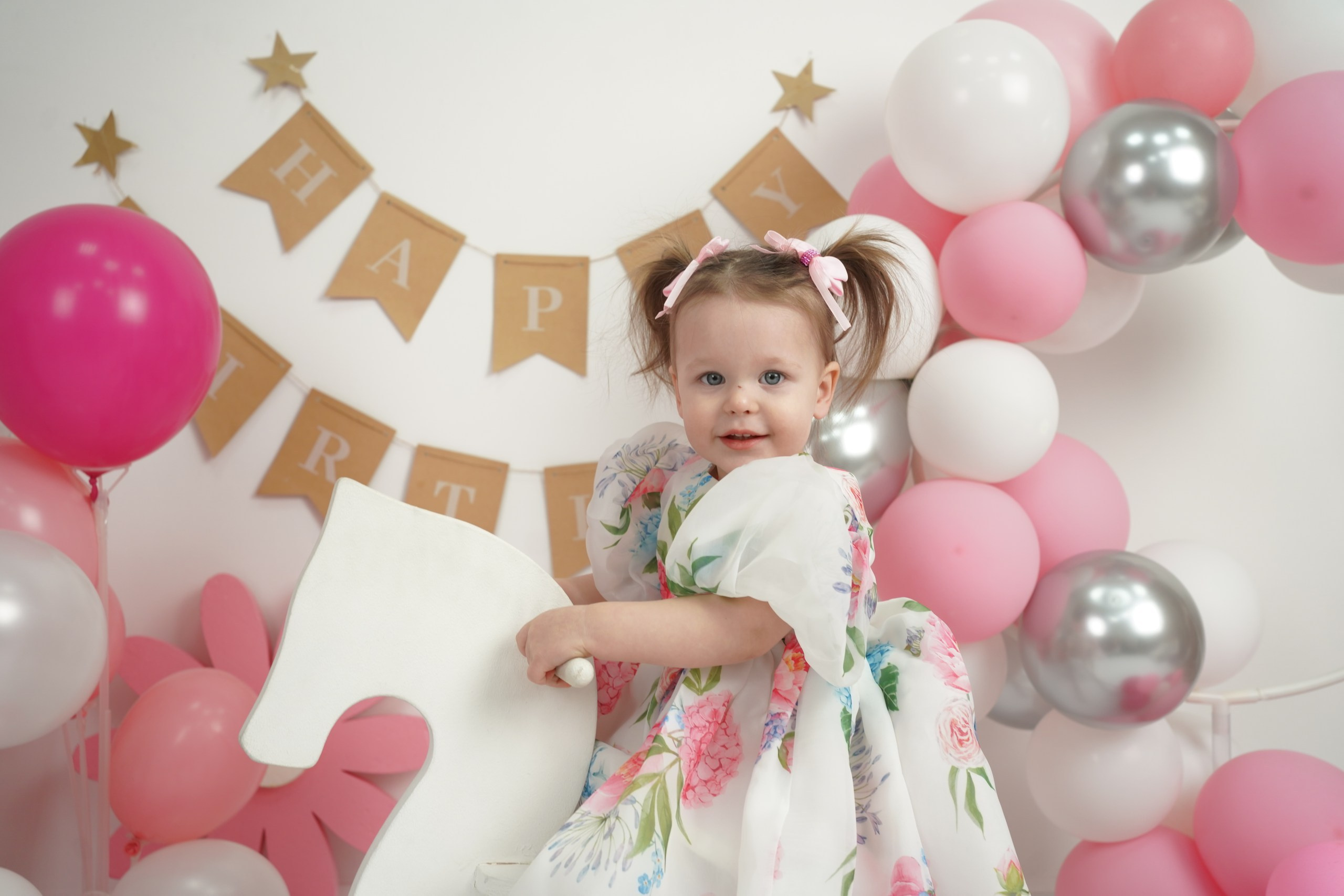 Фотоссесия на Годик для Девочки. Детская Фотостудия ГОДОВАСИКИ в Санкт-Петербурге фотосесия на годик