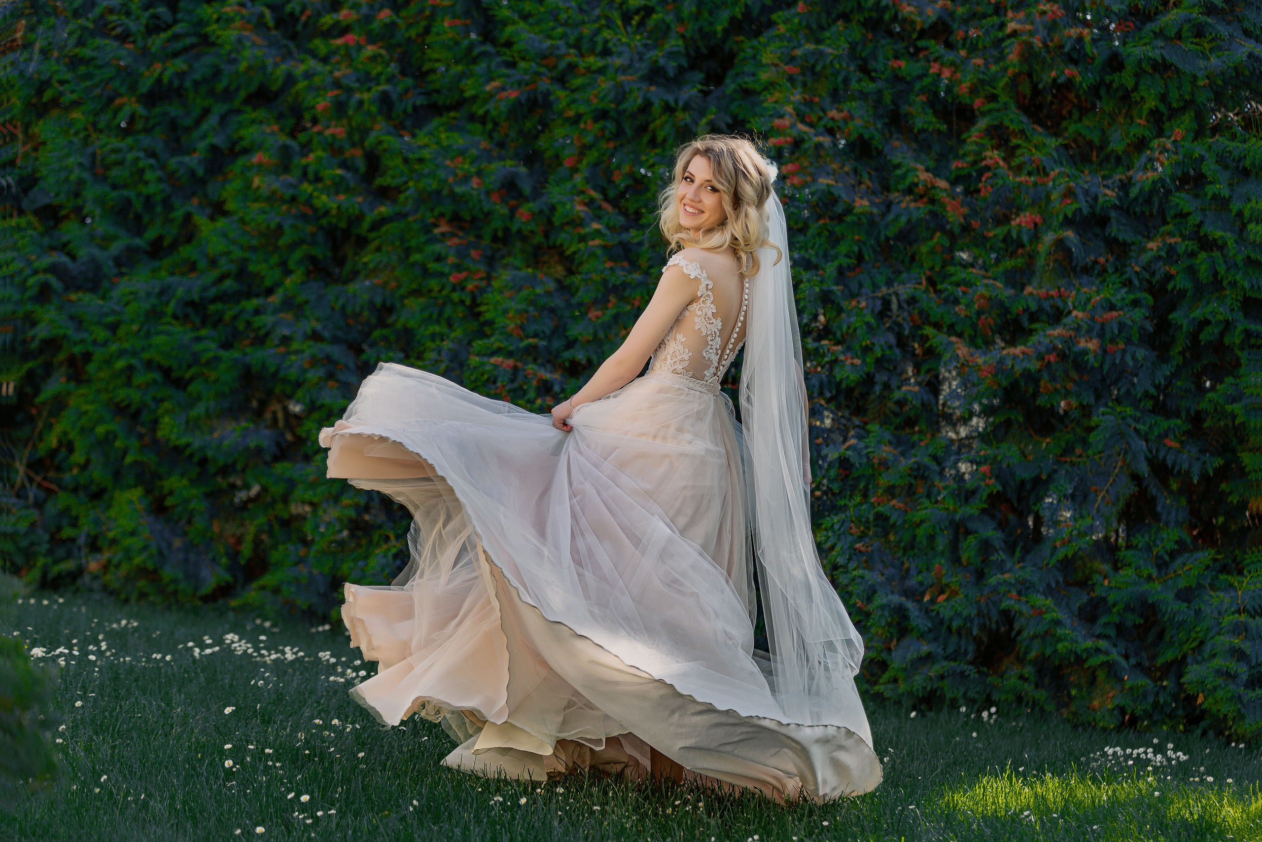 Свадебная фотосессия Константина и Ларисы. Свадебный фотограф в Барановичах Вячеслав Шах-Гусейнов, фотошкола