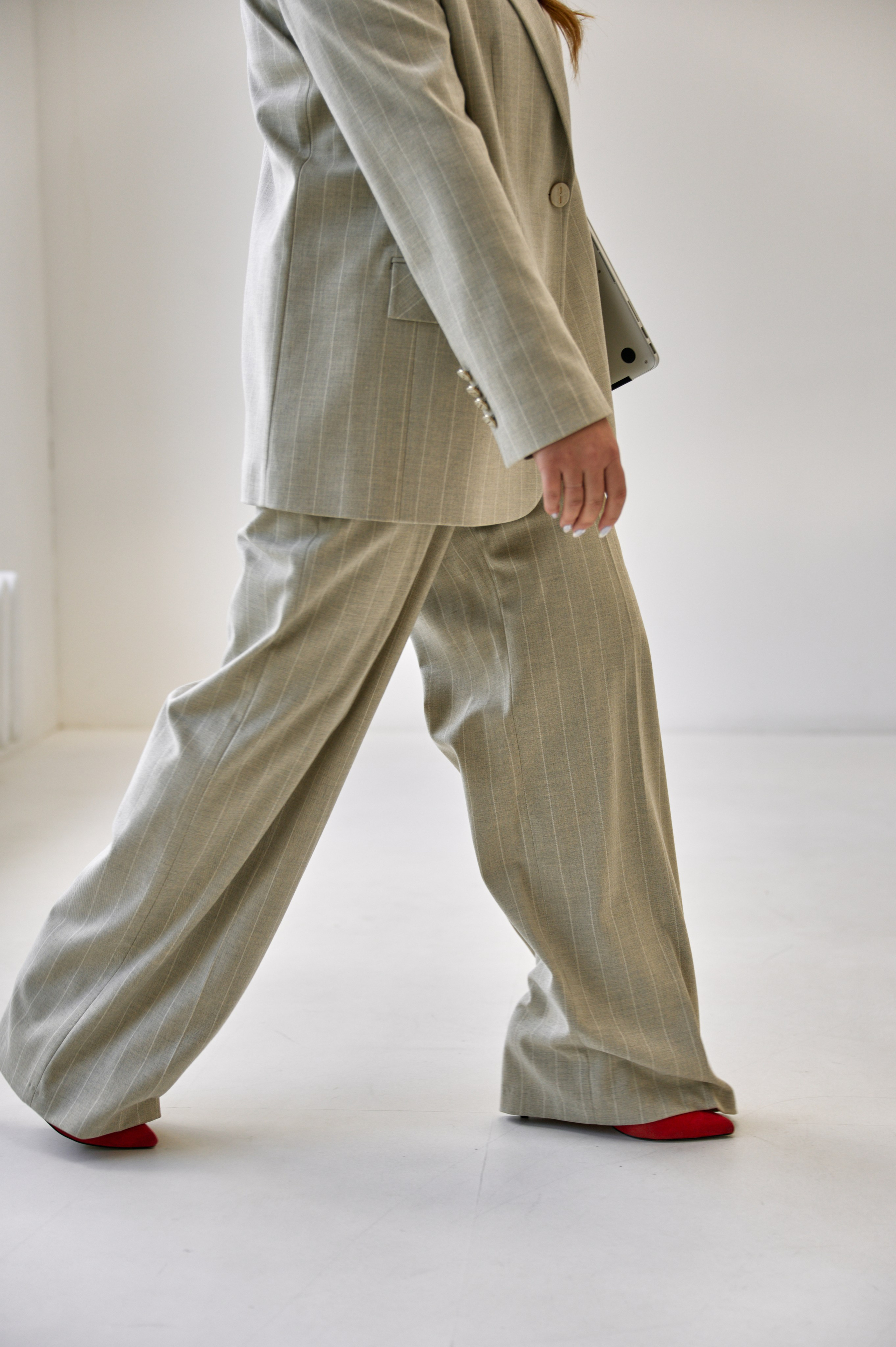 Бизнес-портрет для Юлии — эксперта по сбалансированному питанию. Фотограф Челябинск — Кирилл Устюжанин