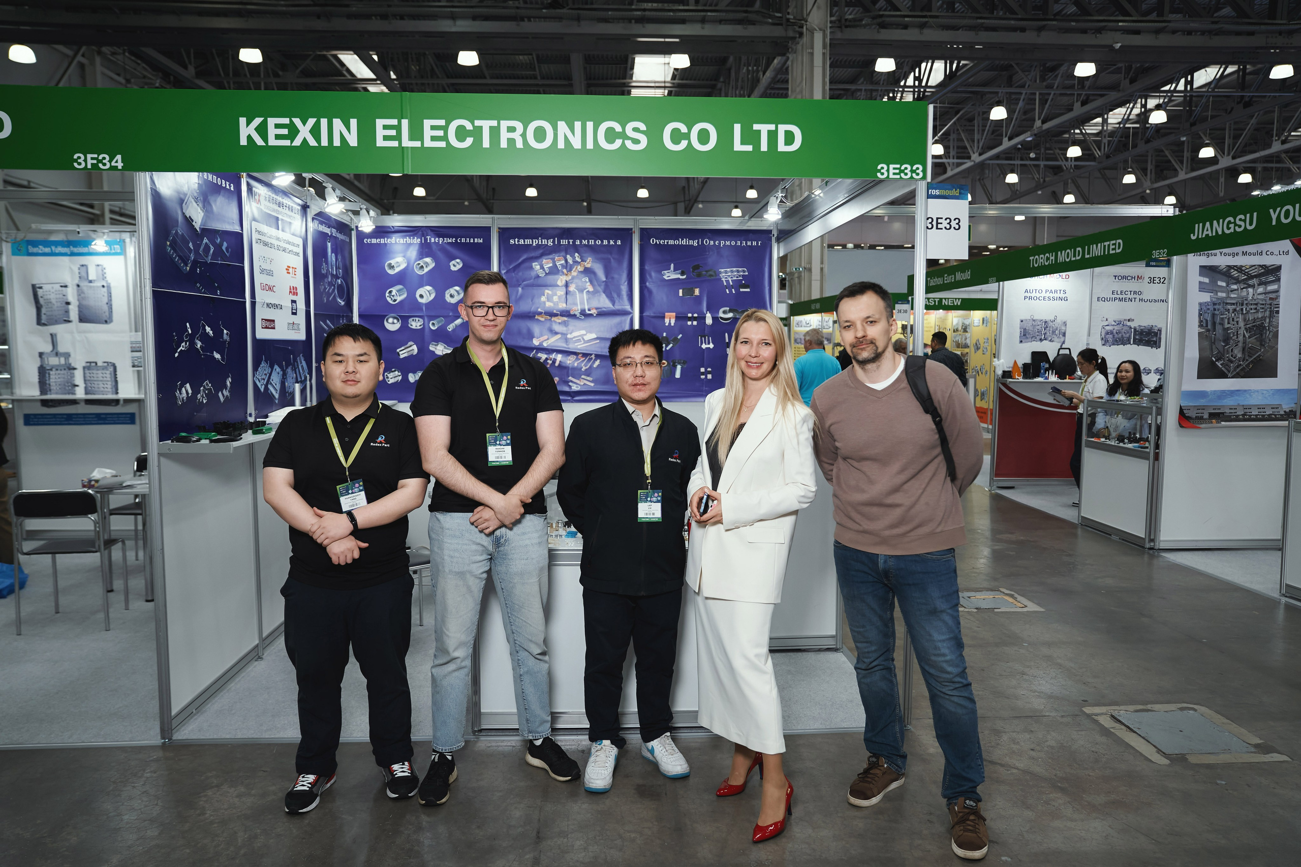 Репортаж с выставки пресс-форм и штампов Rosmould 2025. Фотограф Евгений Опарин