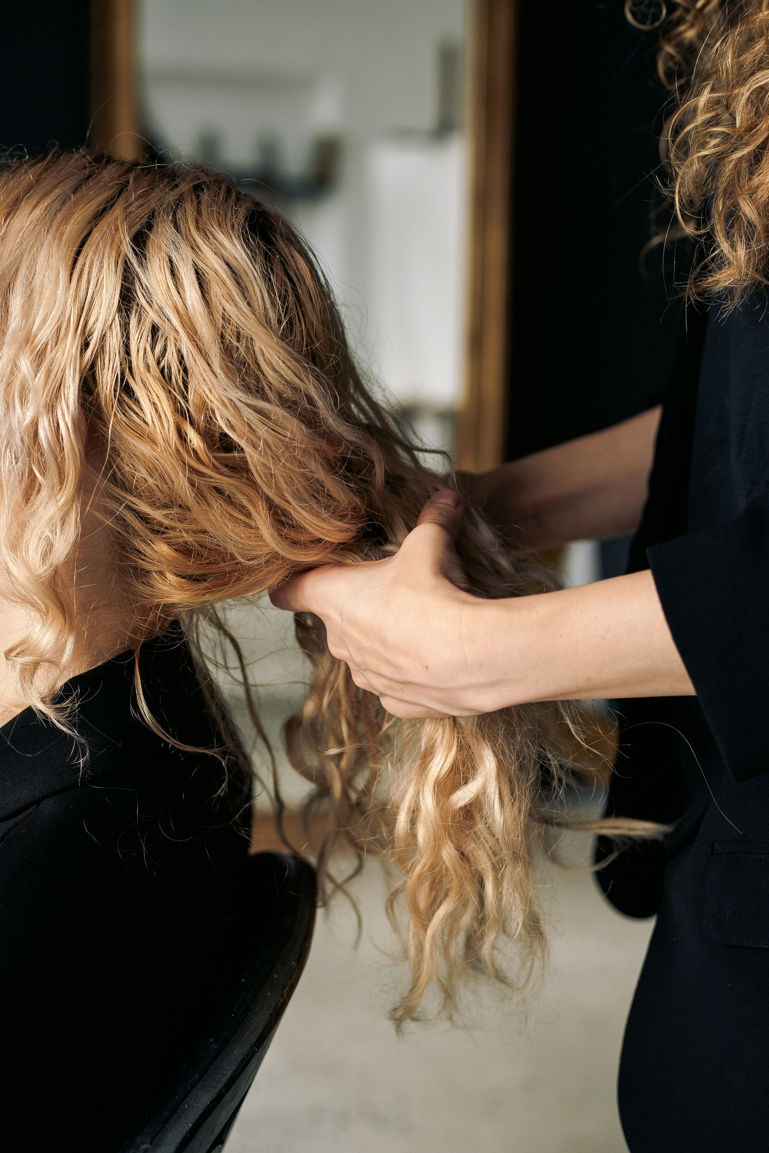 Фотосессия взрослой мамы и дочки в фотостудии Zapad. Фотограф в Санкт-Петербурге, Анна Скворцова