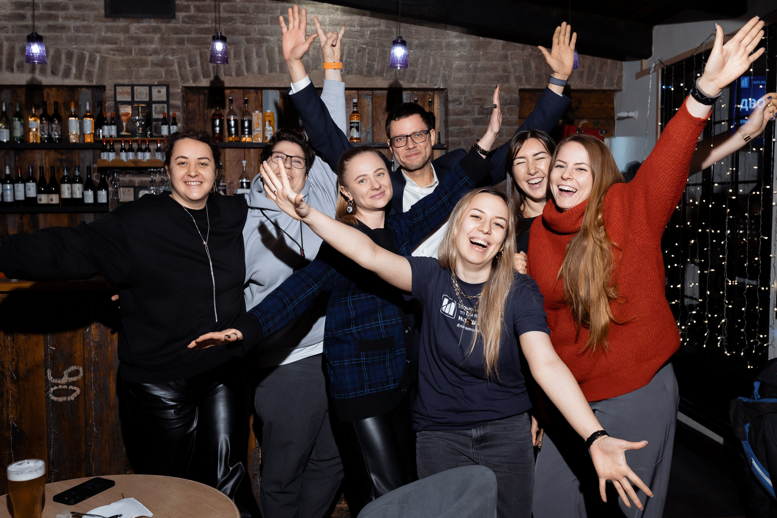 Фото с репортажной съемки квиза ЛИГА ИНДИГО. Фотограф в Санкт-Петербурге — Сергей Петров