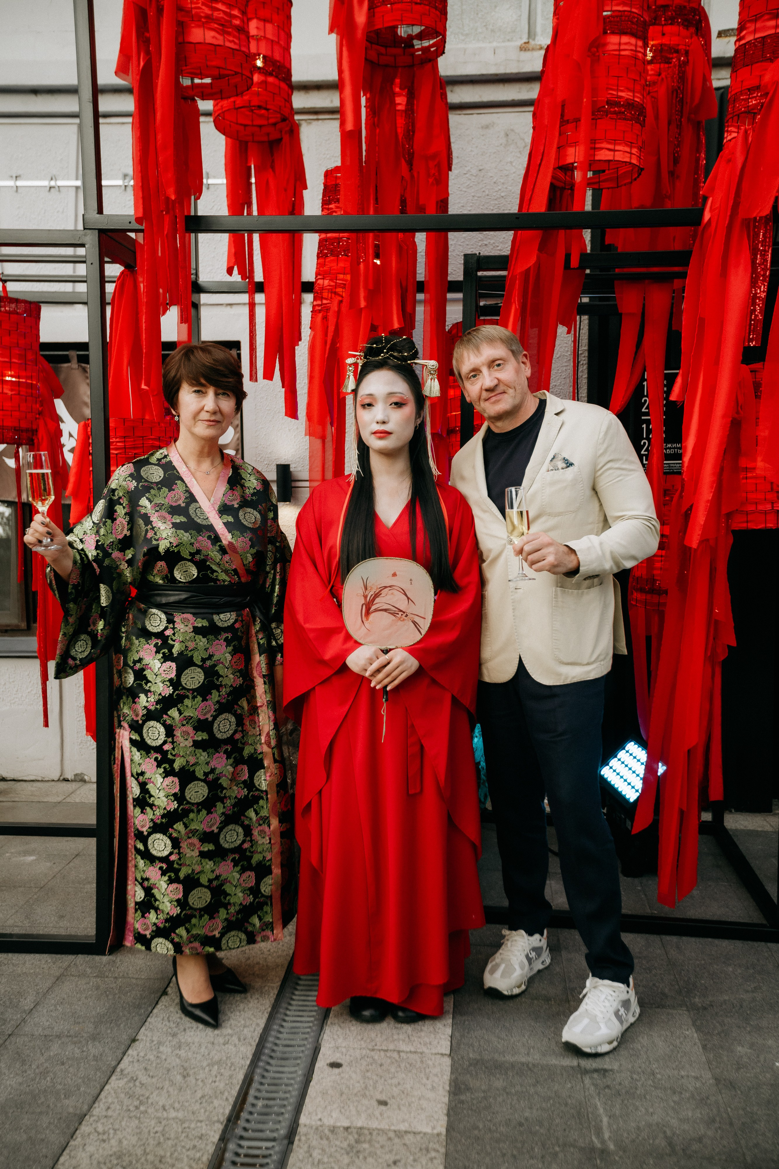 HANAMI — МЕМУАРЫ ГЕЙШИ. СВОИ. ФОТООТЧЕТЫ-СОБЫТИЯ-МЕСТА