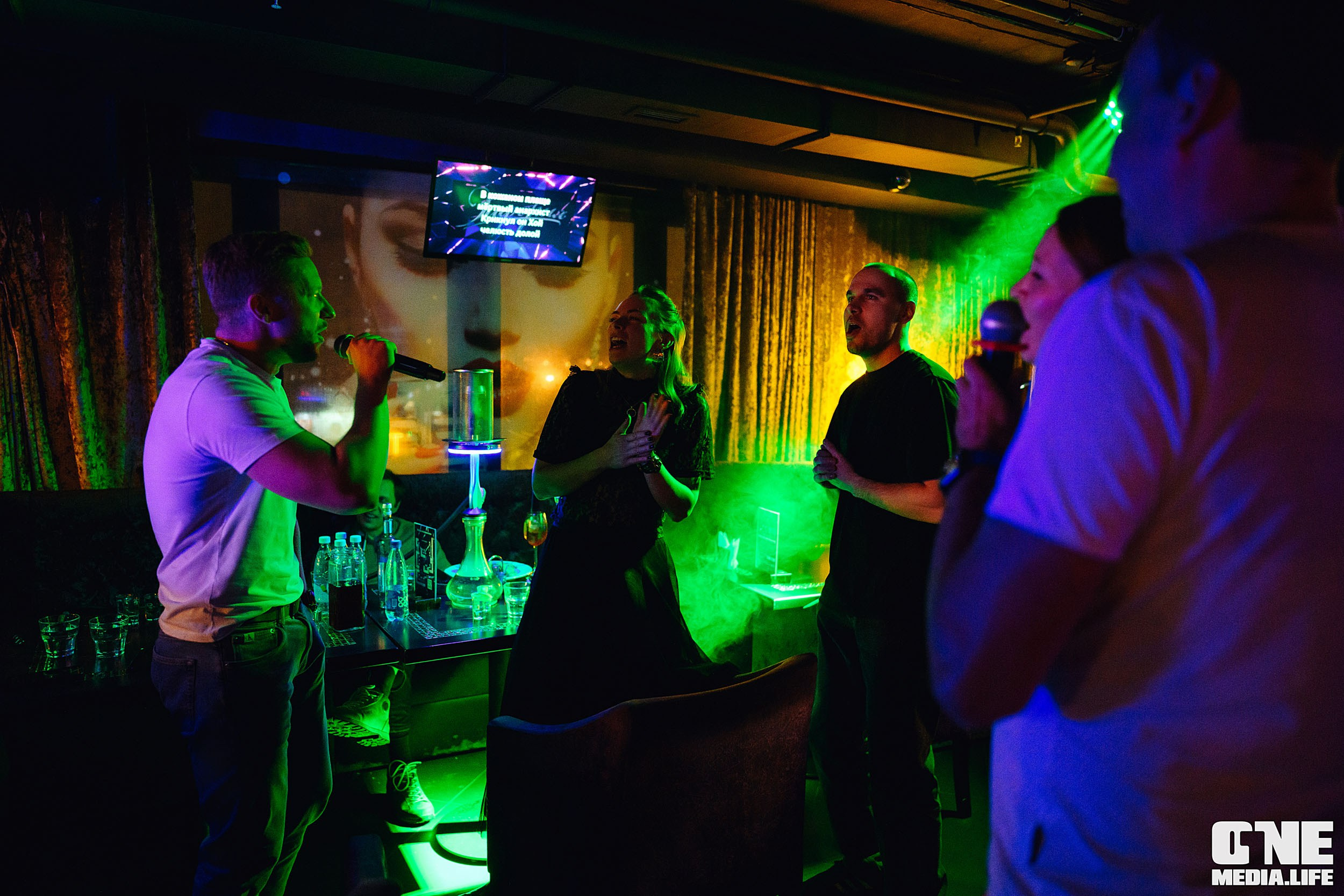 Фоторепортаж из караоке-клуба Эйфория. One Media Life: фоторепортажи, фотоотчеты с мероприятий и заведений