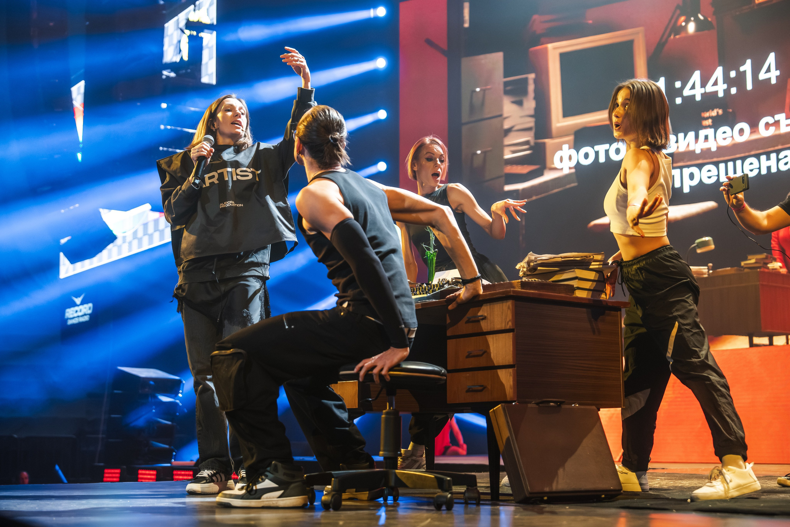 Superdiskoteka 90. Svyatoslav Bunkov | photographer