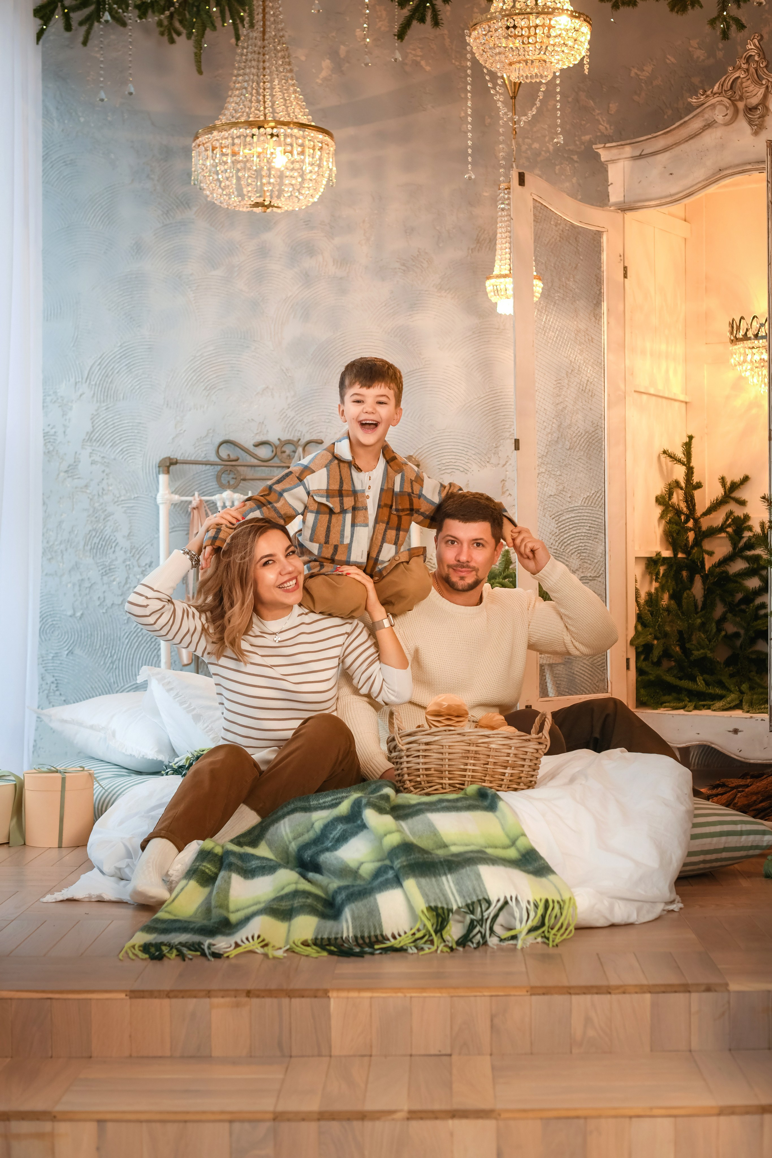 Новогодняя семейная фотосессия в Донецке!. Детский фотограф в Донецке Марина Пилипенко