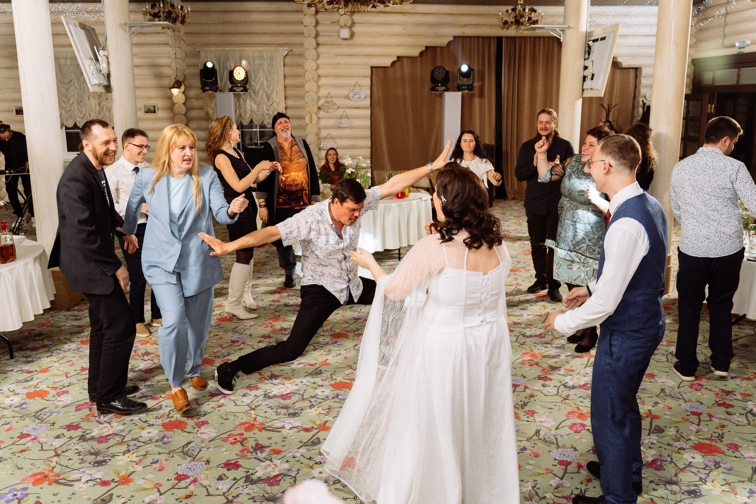 Свадьба Валентина и Дарьи в загородном клубе «Ближняя дача»