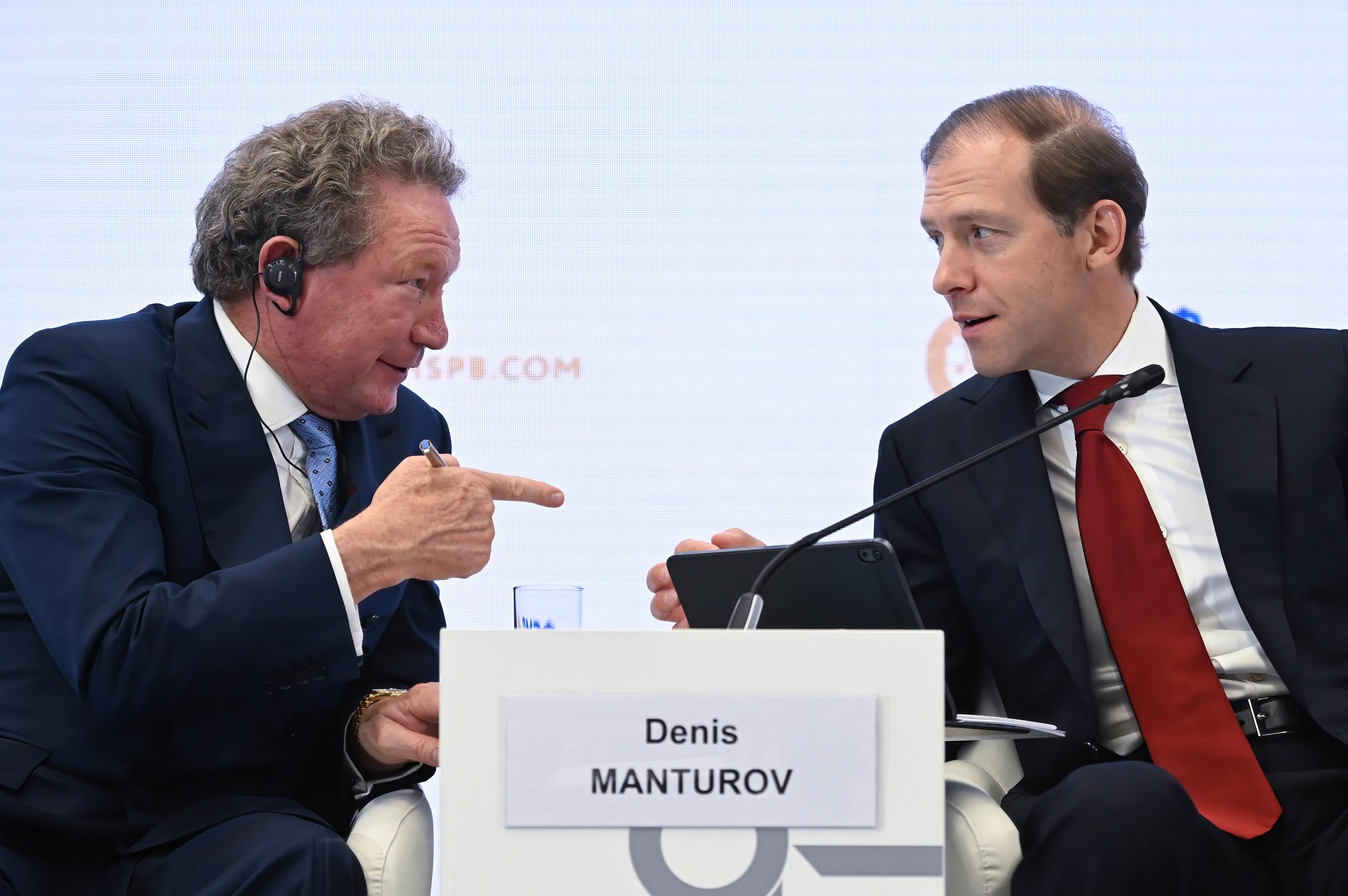 Фотограф на конференцию в Сочи. Репортажный фотограф в Сочи Евгений Реутов