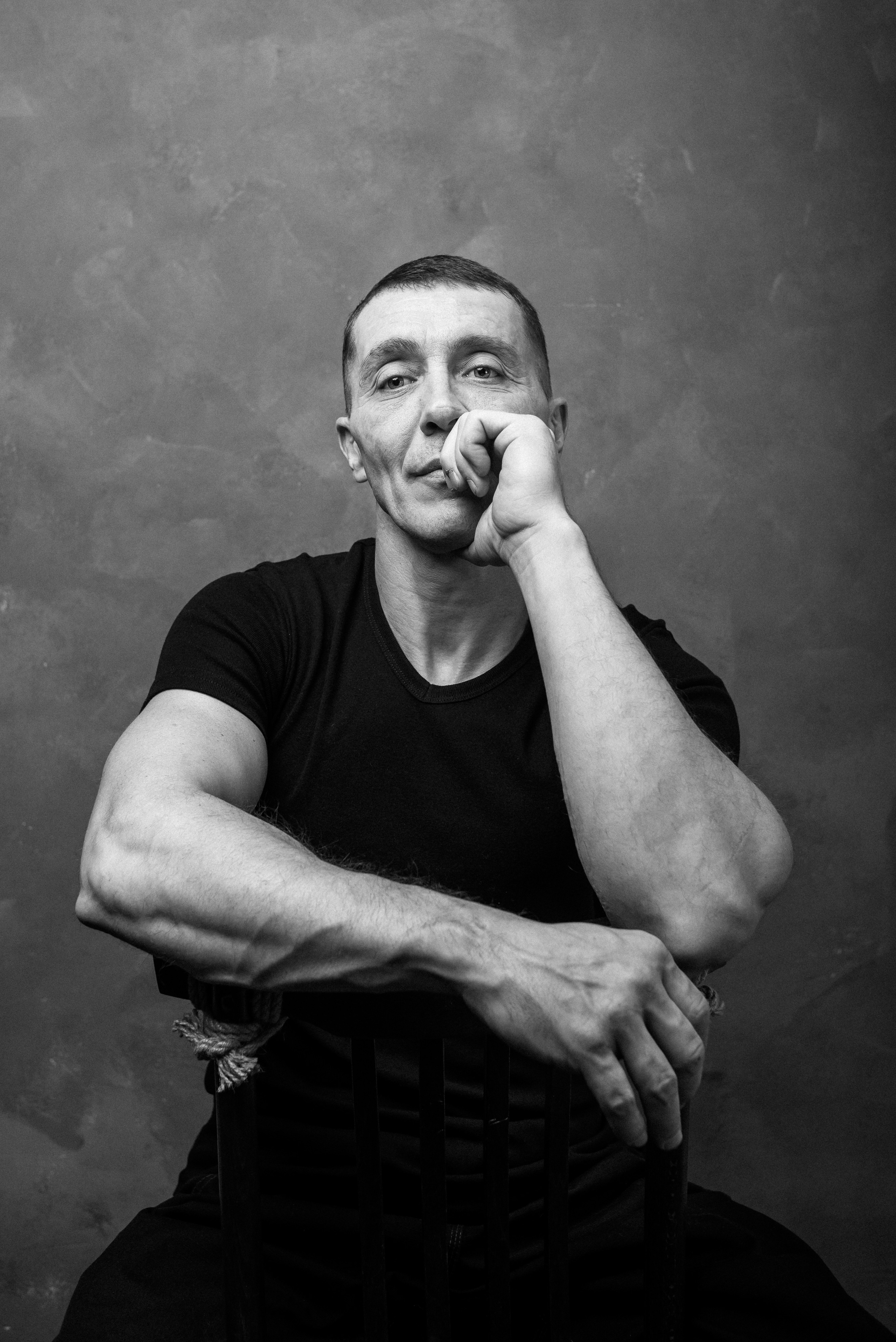 Уютная фотостудия на юге СПб. Авторские холсты ручной работы. Фотограф Денис Неместо, портрет, репортаж