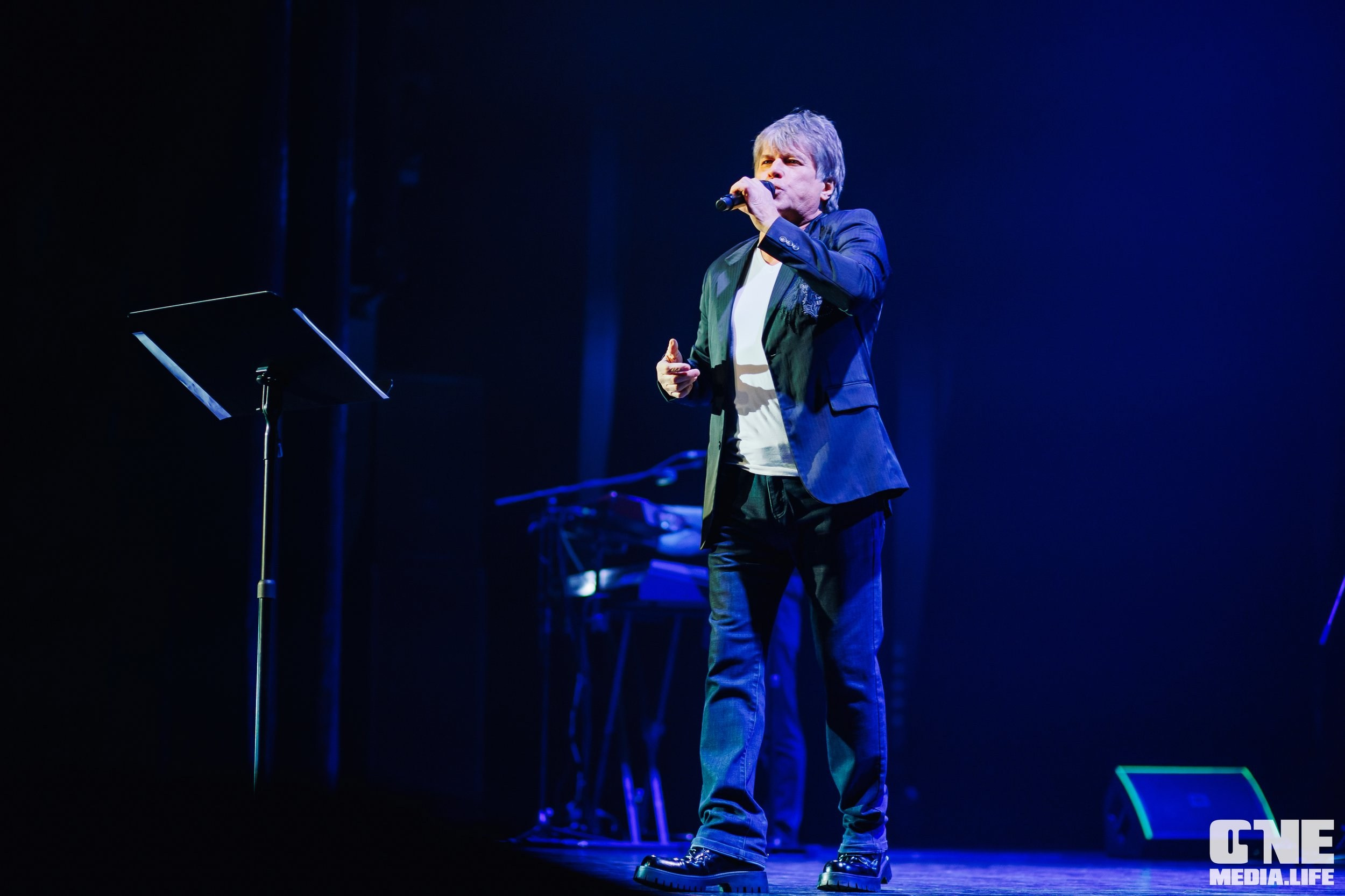 Фоторепортаж из театра эстрады Янтарь-холл. One Media Life: фоторепортажи, фотоотчеты с мероприятий и заведений