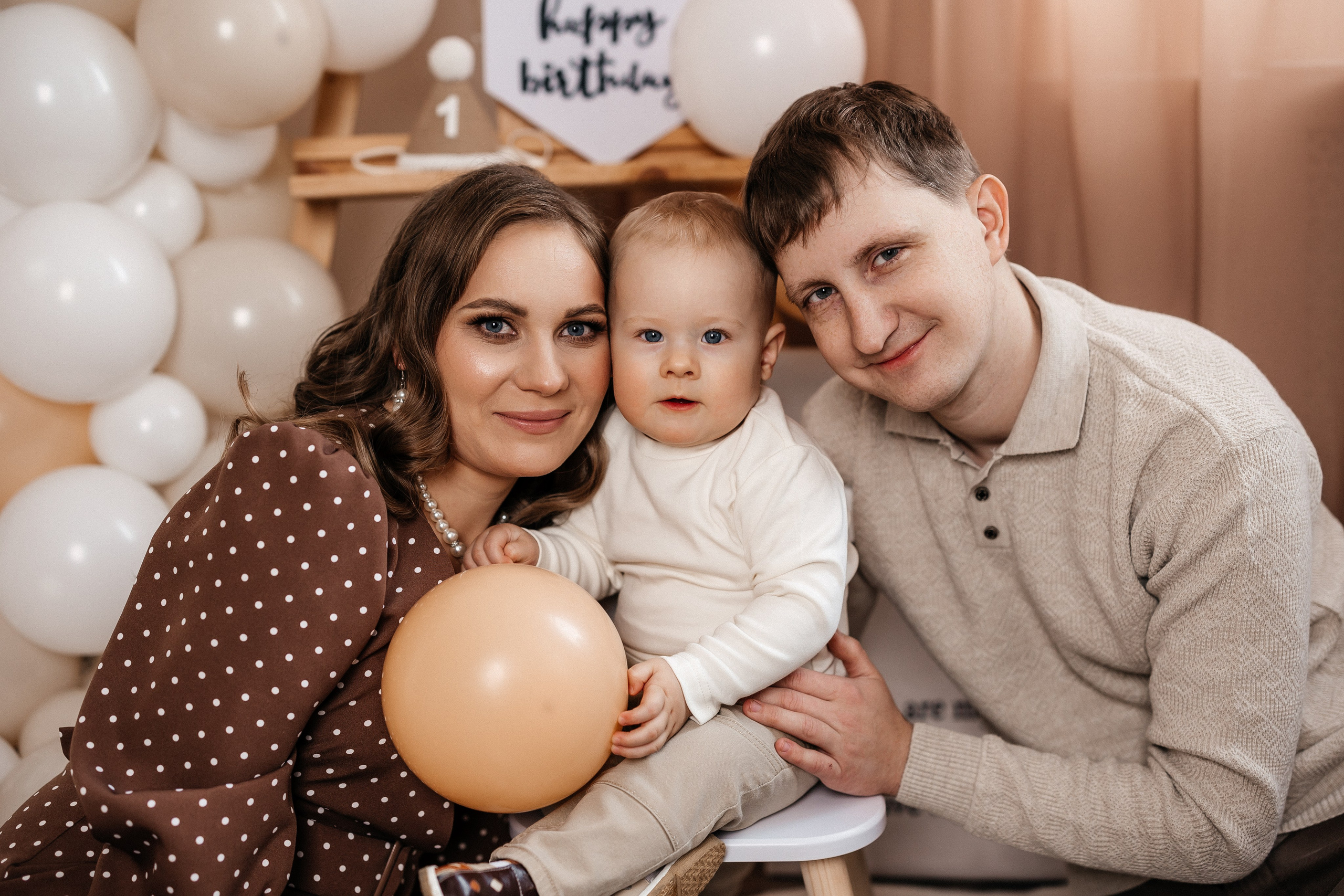 Фотостудии. Свадебный и семейный фотограф в Омске Евгения Хакимова