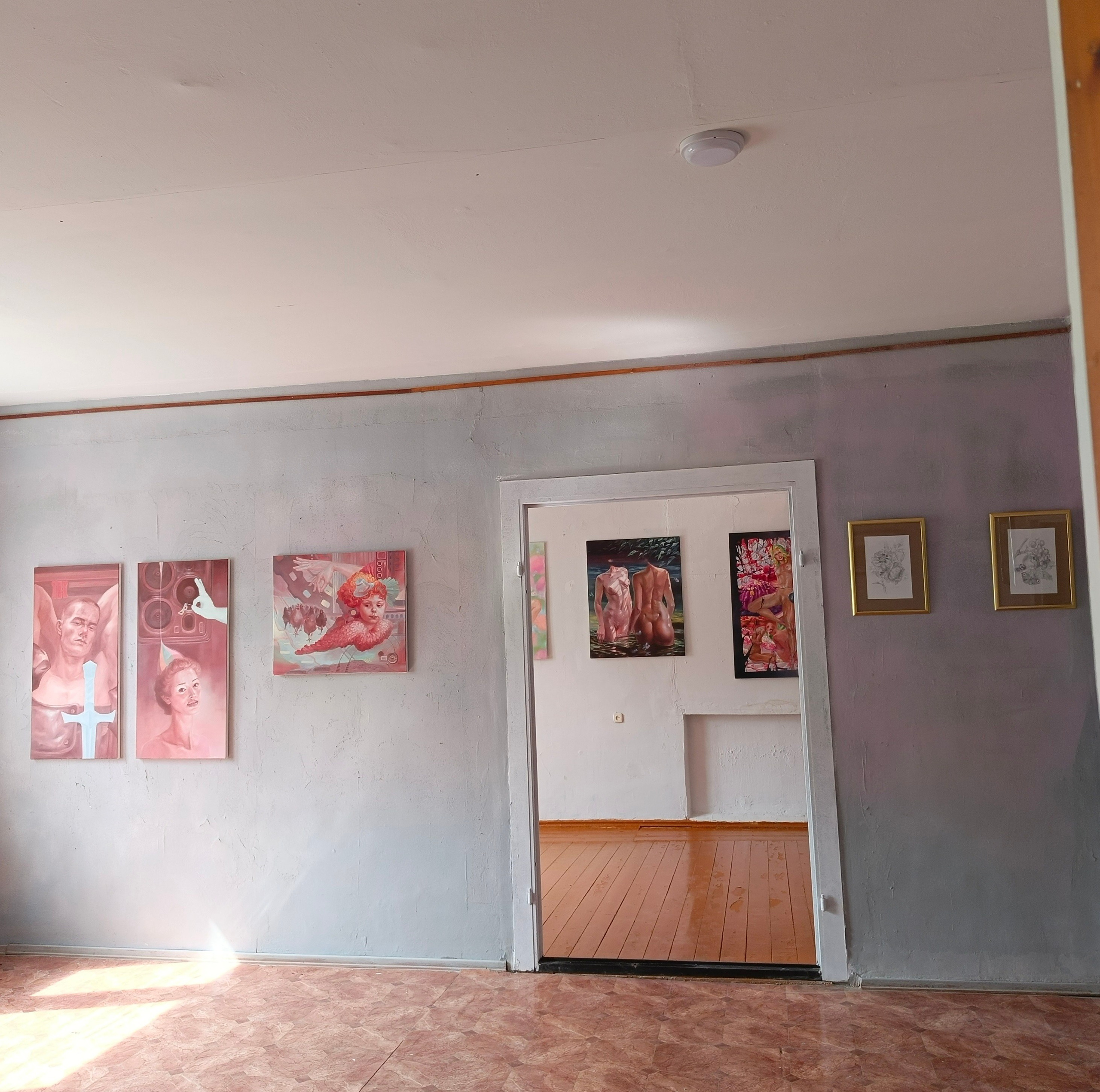 Выставочная АРТ резиденция " ЯБЛОКО»