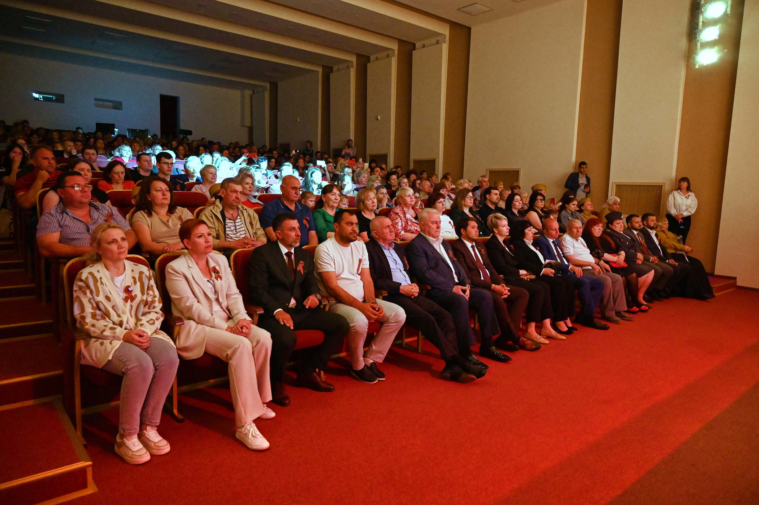 9 мая в ДК КАбардинки. Жизнь курорта Кабардинка в фотографиях