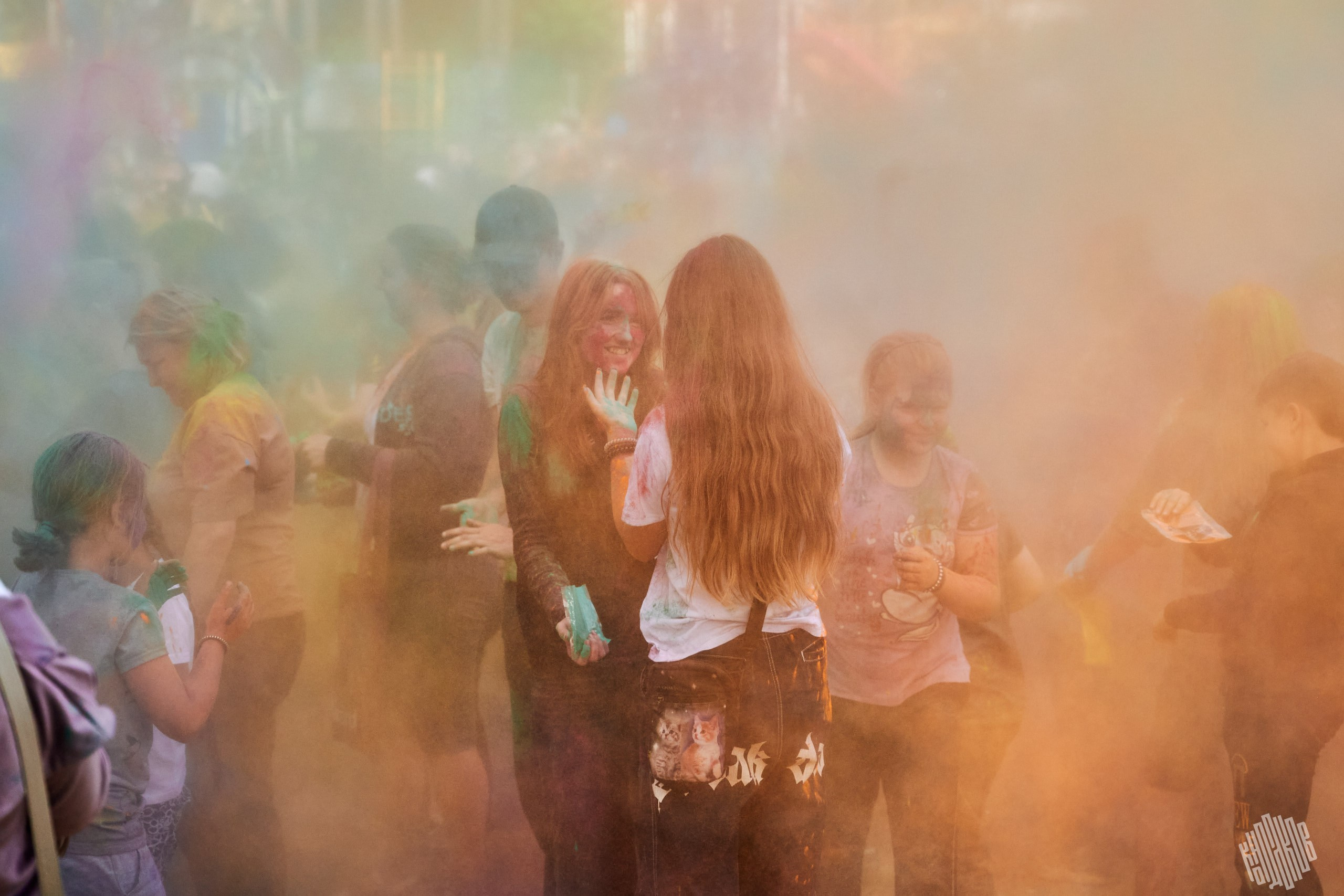 Краски 2024 Иваново Парк Харинка. Фотограф в Иваново: Каталожная съемка одежды и постельного белья, Wildberries