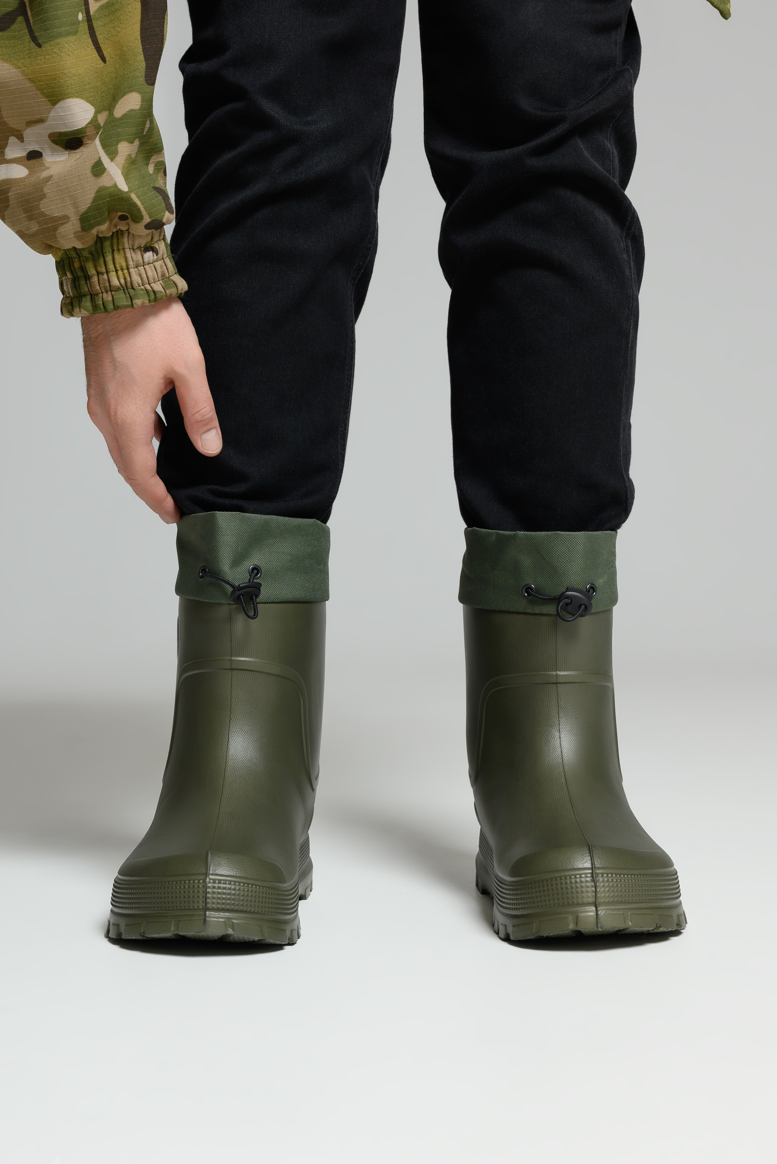 Резиновые сапоги. Предметный фотограф, фото для маркетплейсов Пятигорск, КМВ