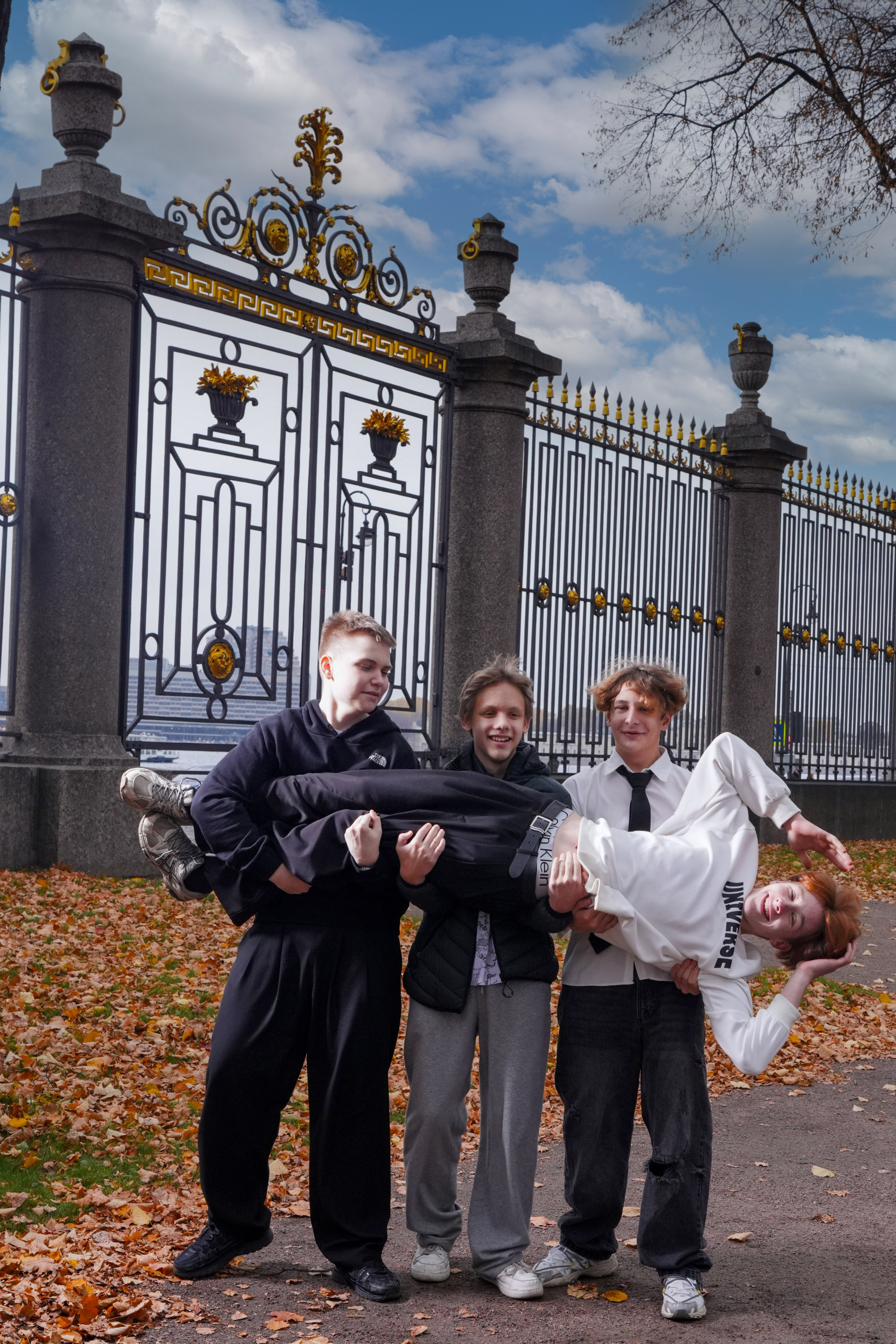НАШИ ФОТОУСЛУГИ. Школьная фотография в Санкт-Петербурге, выпускные альбомы, фотосессии