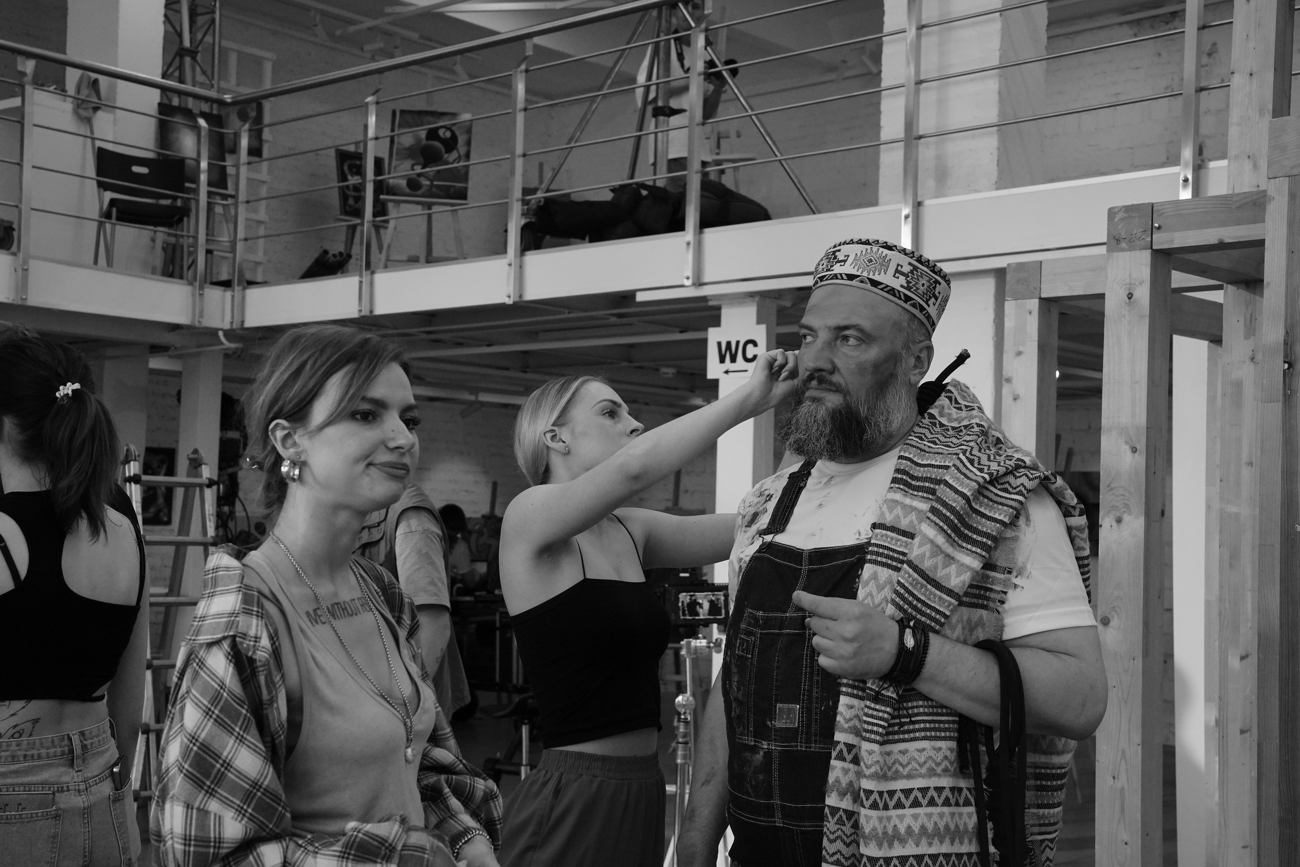 За кадром — Сериал " Стерва ". Beardy Pix