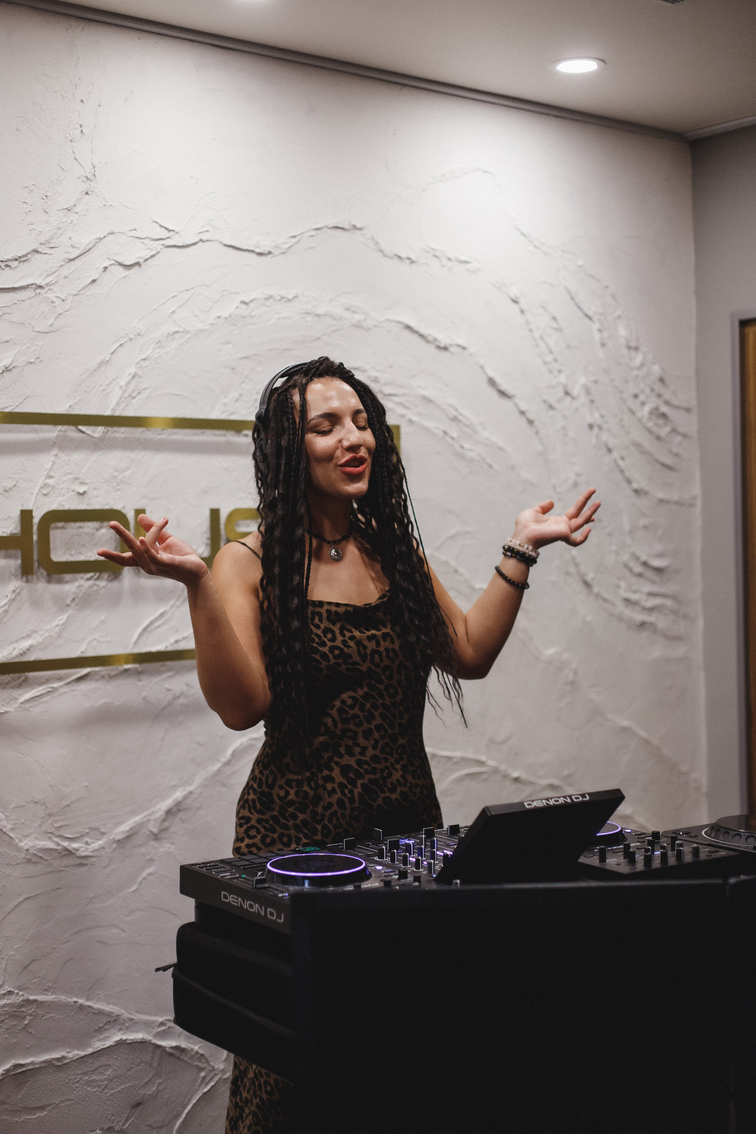 ФЕСТИВАЛЬ РОССИЙСКОГО ВИНА. СВОИ. ФОТООТЧЕТЫ-СОБЫТИЯ-МЕСТА