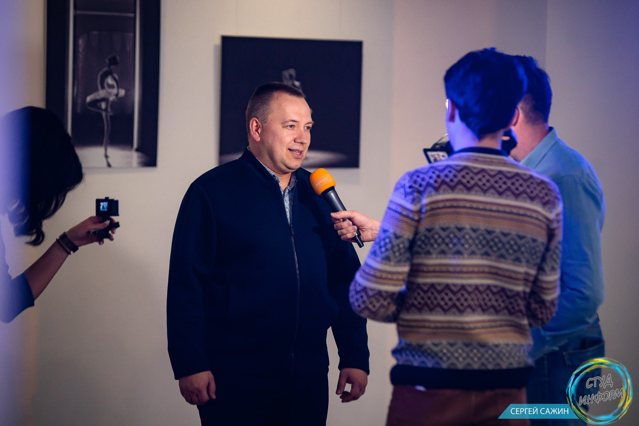 Наставник по фотоискусству, индивидуальное обучение, коучинг. Обучаю фотографии с нуля, научу фотографировать как профи, богатый опыт преподавания и обучения. Удобная фотостудия в центре города Ярославля. Как заработать на фотографии, бизнес, доход, заработок. ТОП 30 в России, лучший фотограф, учись у лучших! Михаил Семенов наставник для фотографов. ЭльМастер Школы Причинности