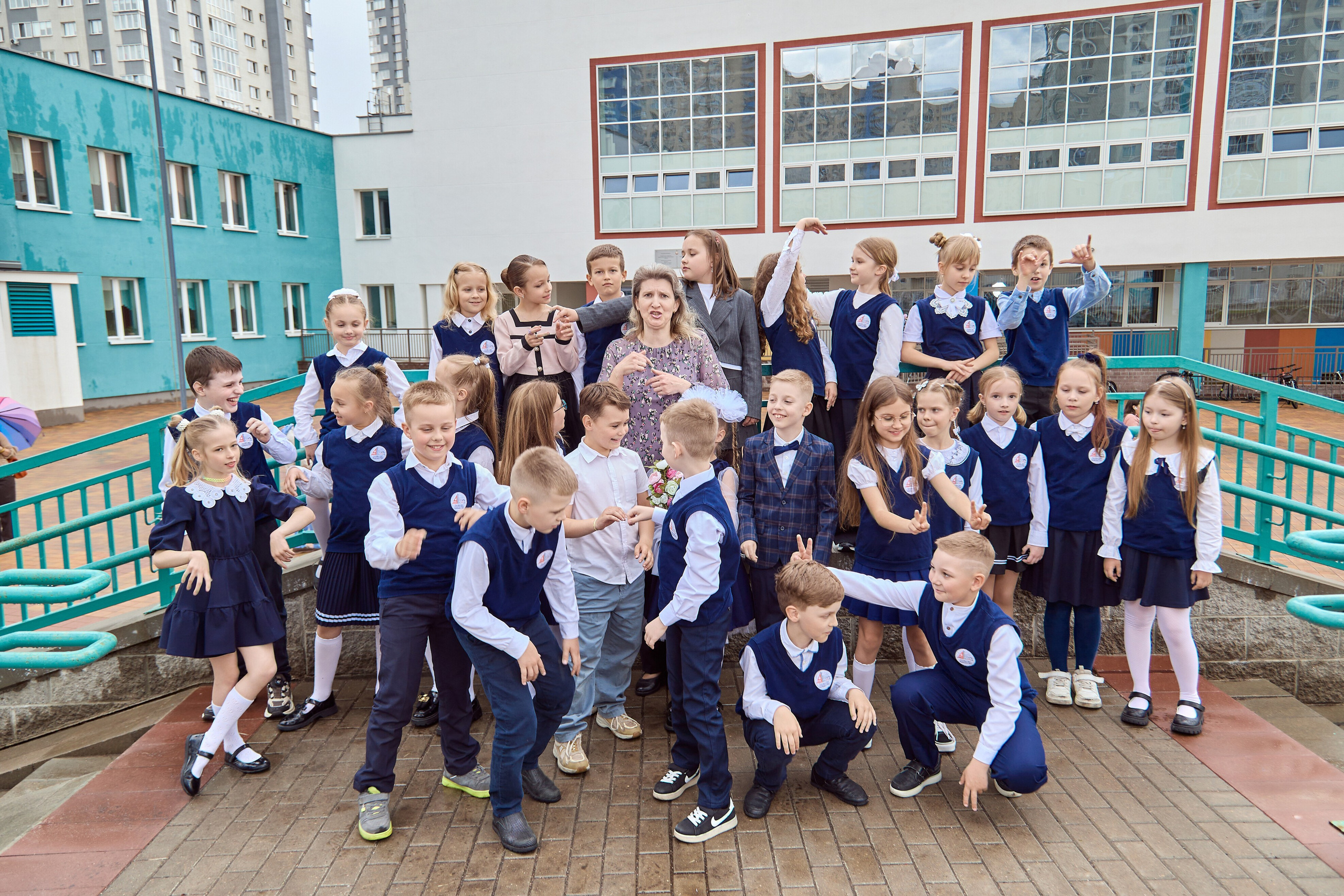 Семейная история 2 «Д». Школьный фотограф Дмитрий Дудик